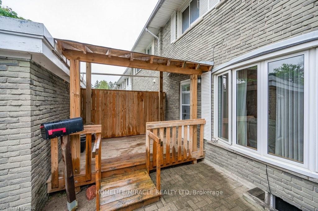 Photo 4 of 53 Ralgreen Crescent, Kitchener — HOMEH