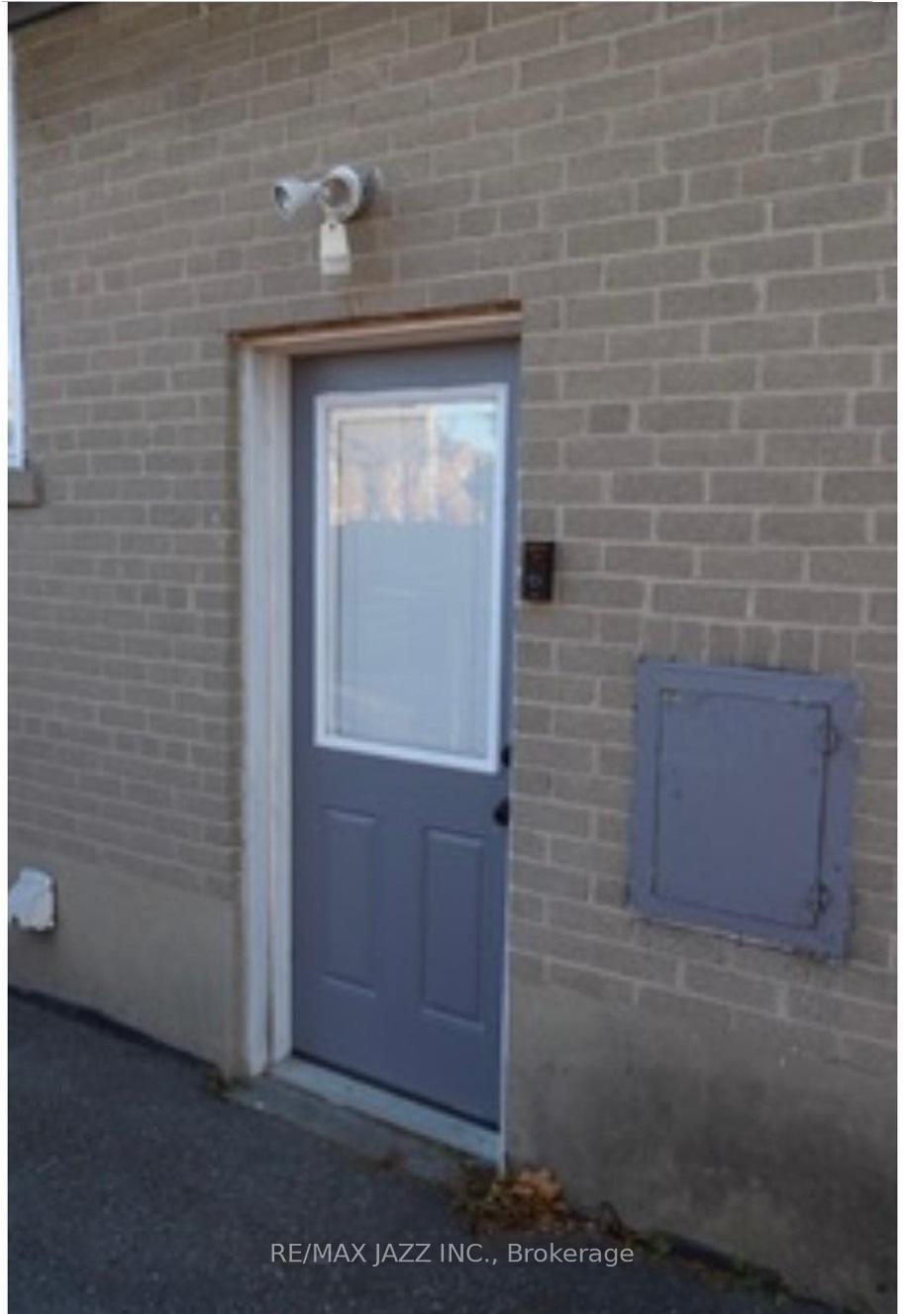 Photo 2 of Unit Lower, 41 Tulloch Drive, Ajax, South East — HOMEH