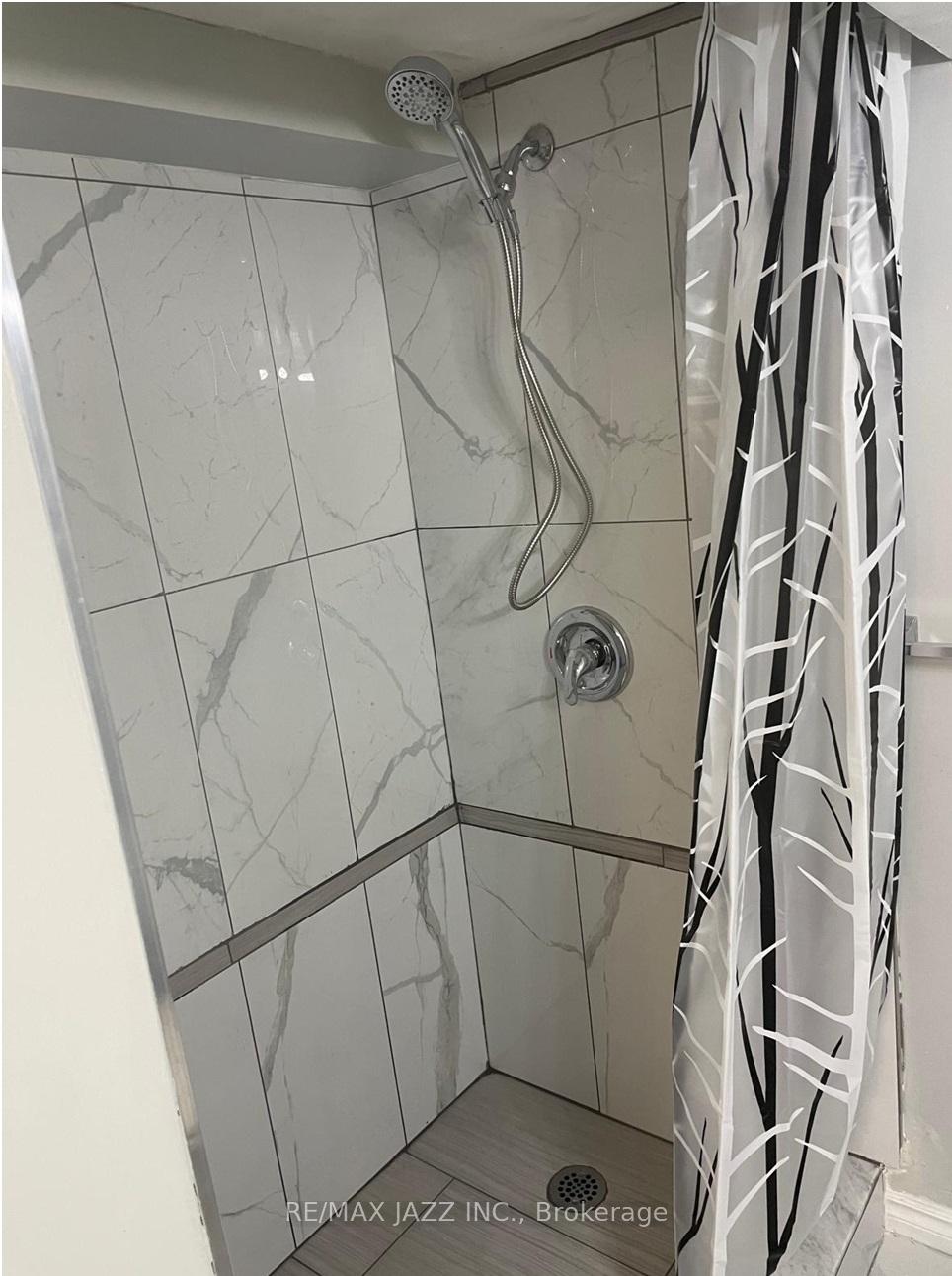 Photo 11 of Unit Lower, 41 Tulloch Drive, Ajax, South East — HOMEH