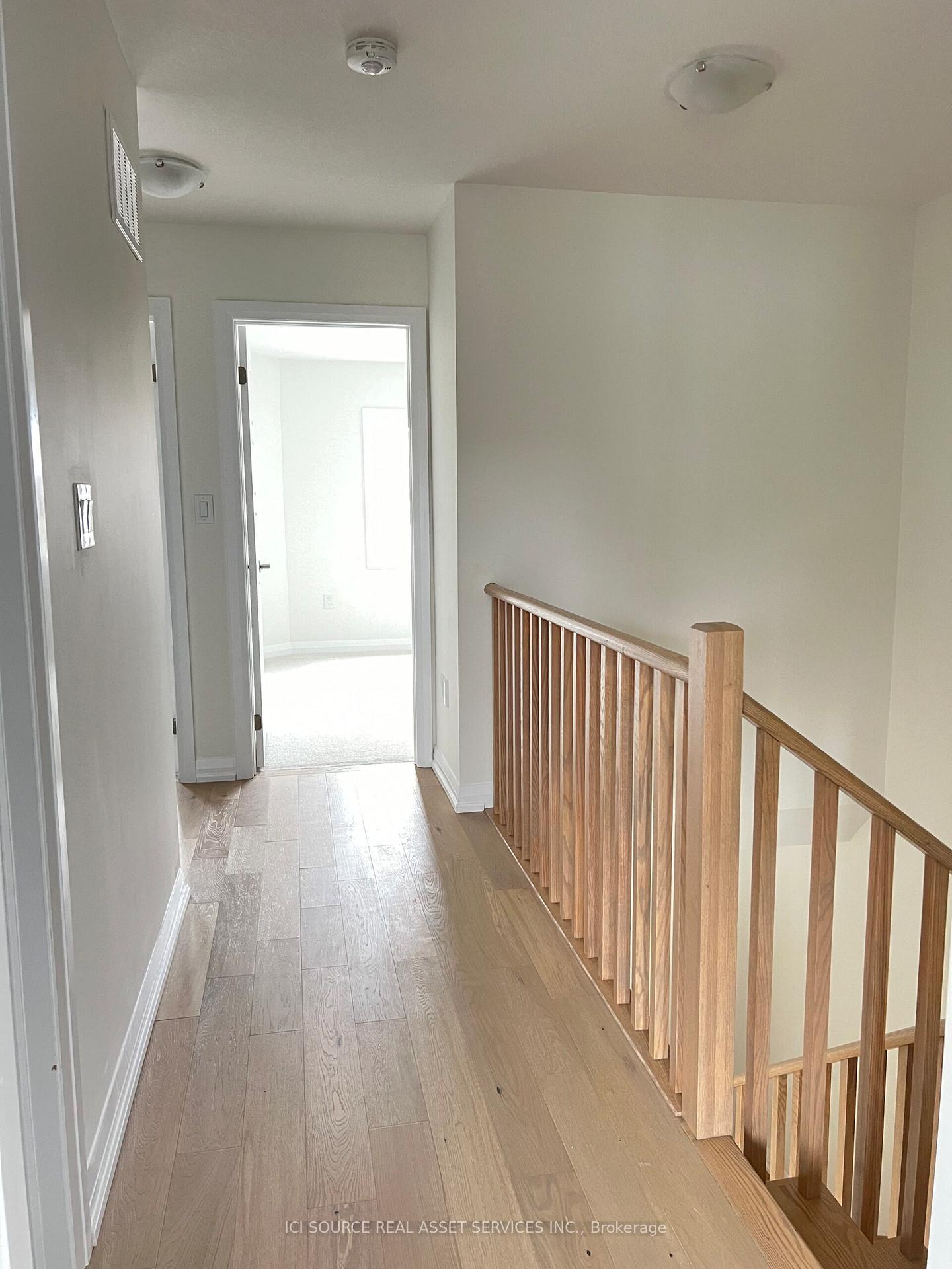 Photo 7 of 133 Granville Crescent, Haldimand — HOMEH