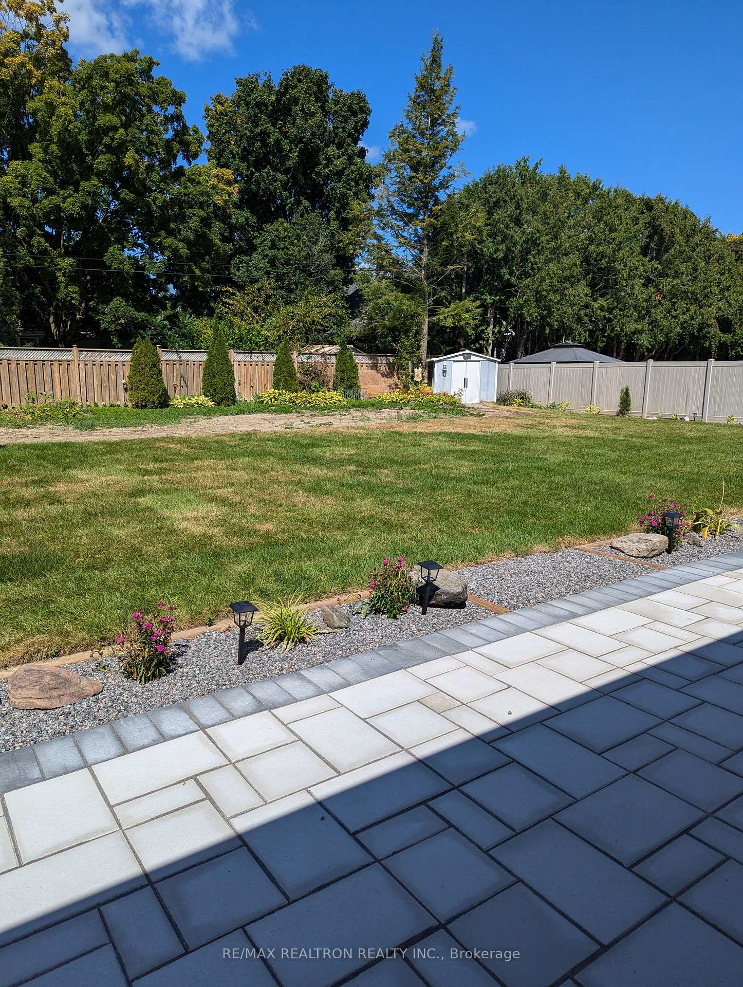 Photo 22 of 1005 Elgin Street, Newmarket, Huron Heights-Leslie Valley — HOMEH