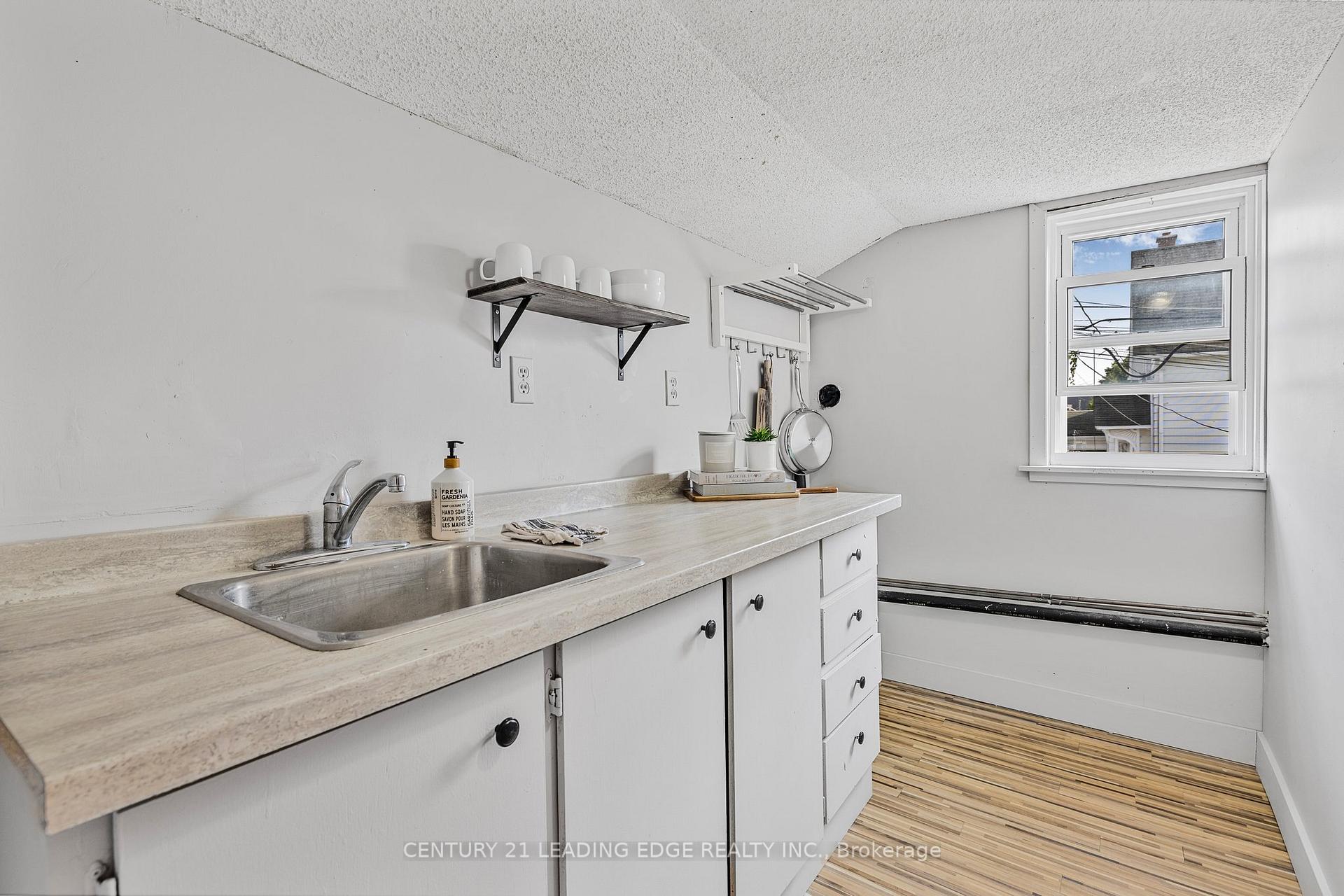 Photo 10 of 8 Church Street, Uxbridge — HOMEH