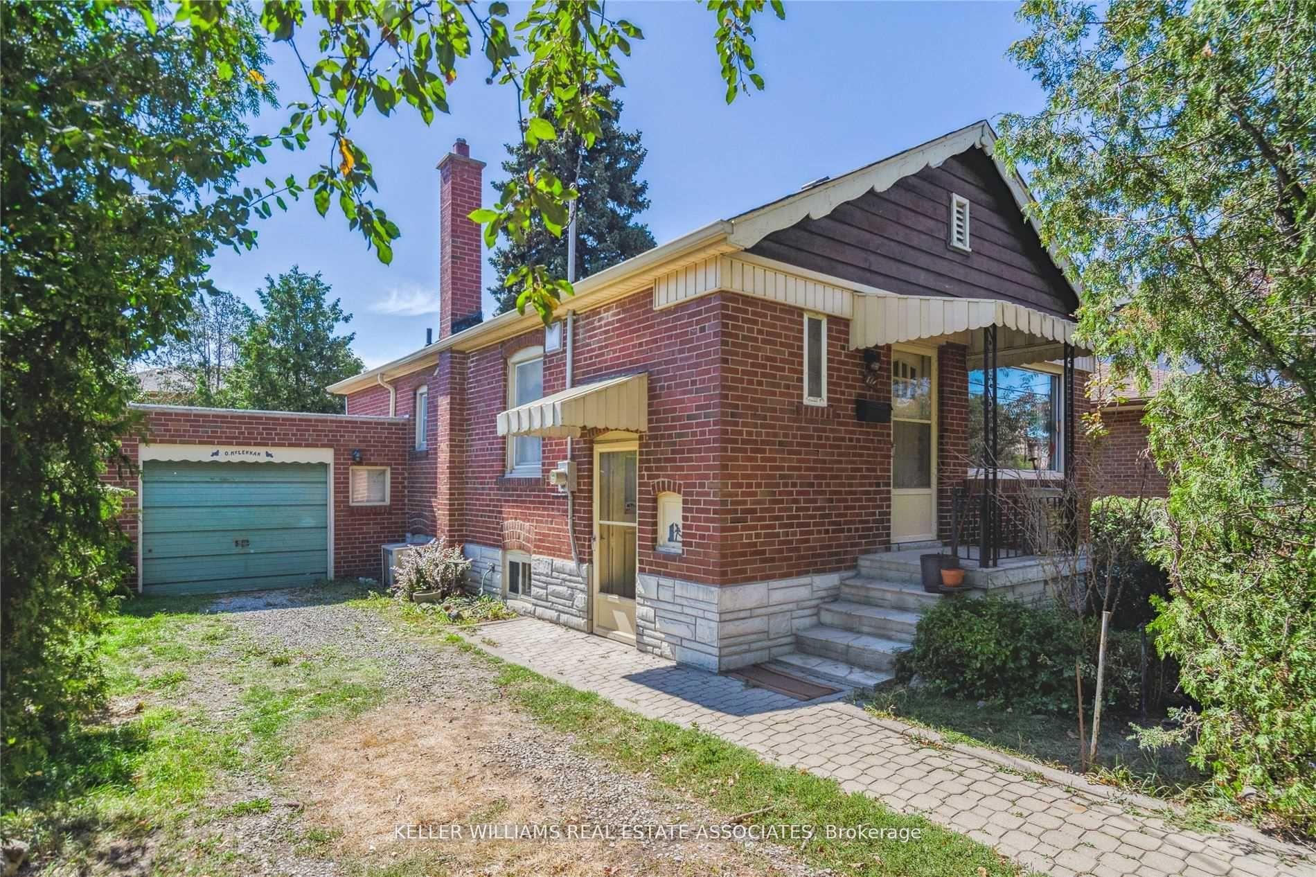 Photo 6 of 111 Evans Avenue, Etobicoke, Mimico — HOMEH