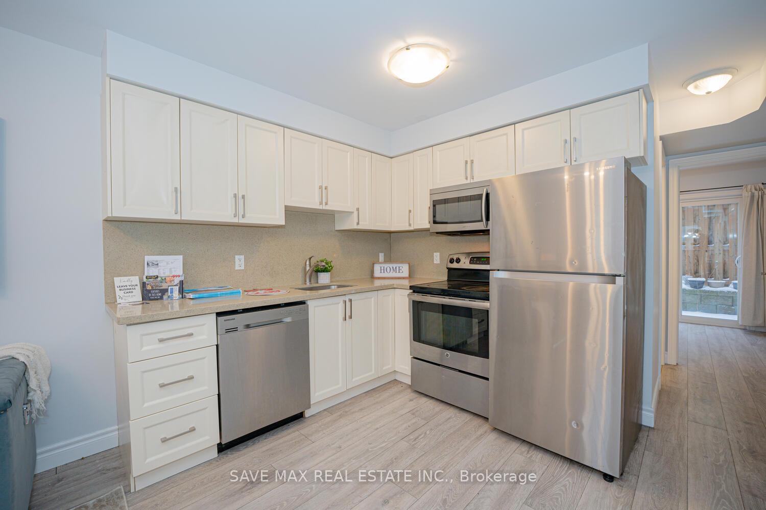 Photo 11 of Unit 3, 122 Courtland Avenue E, Kitchener — HOMEH