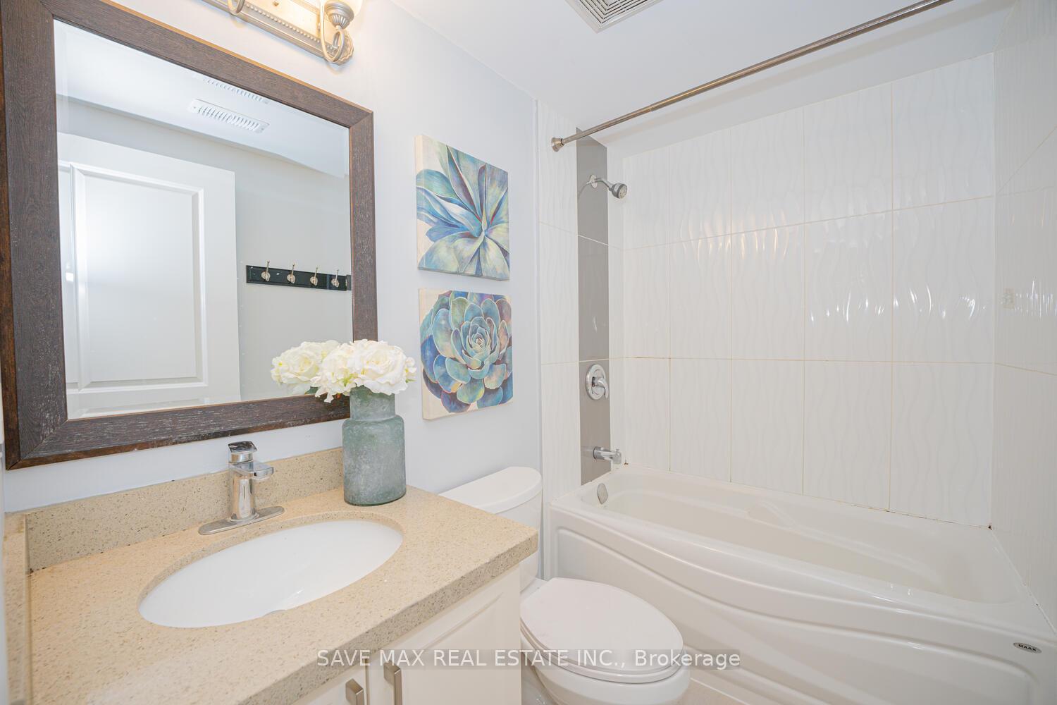 Photo 2 of Unit 3, 122 Courtland Avenue E, Kitchener — HOMEH