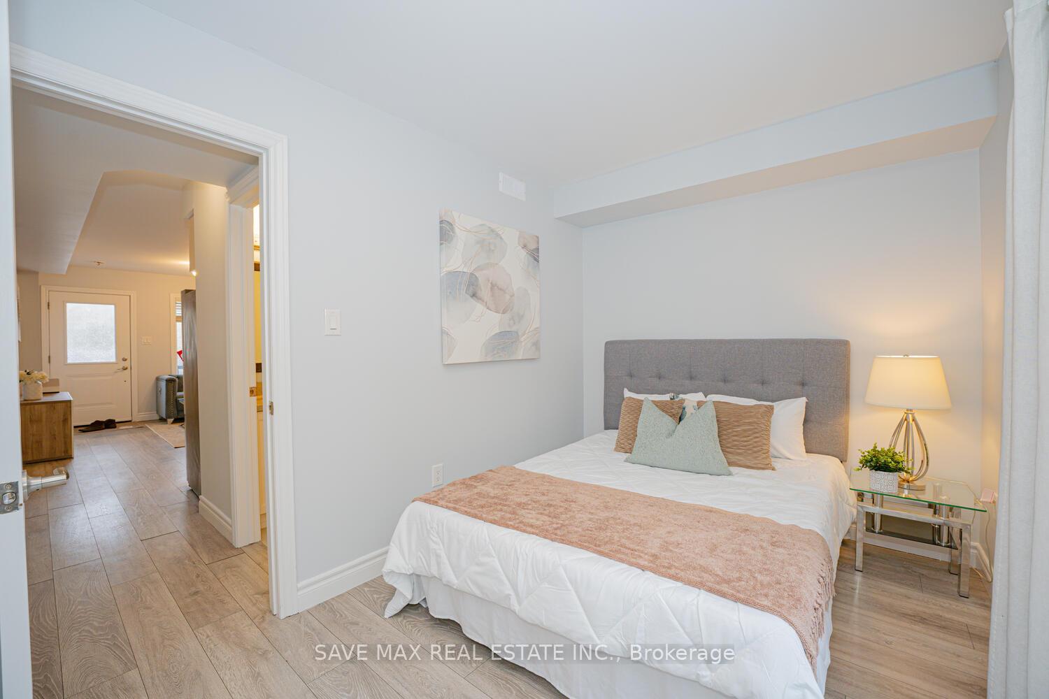 Photo 6 of Unit 3, 122 Courtland Avenue E, Kitchener — HOMEH