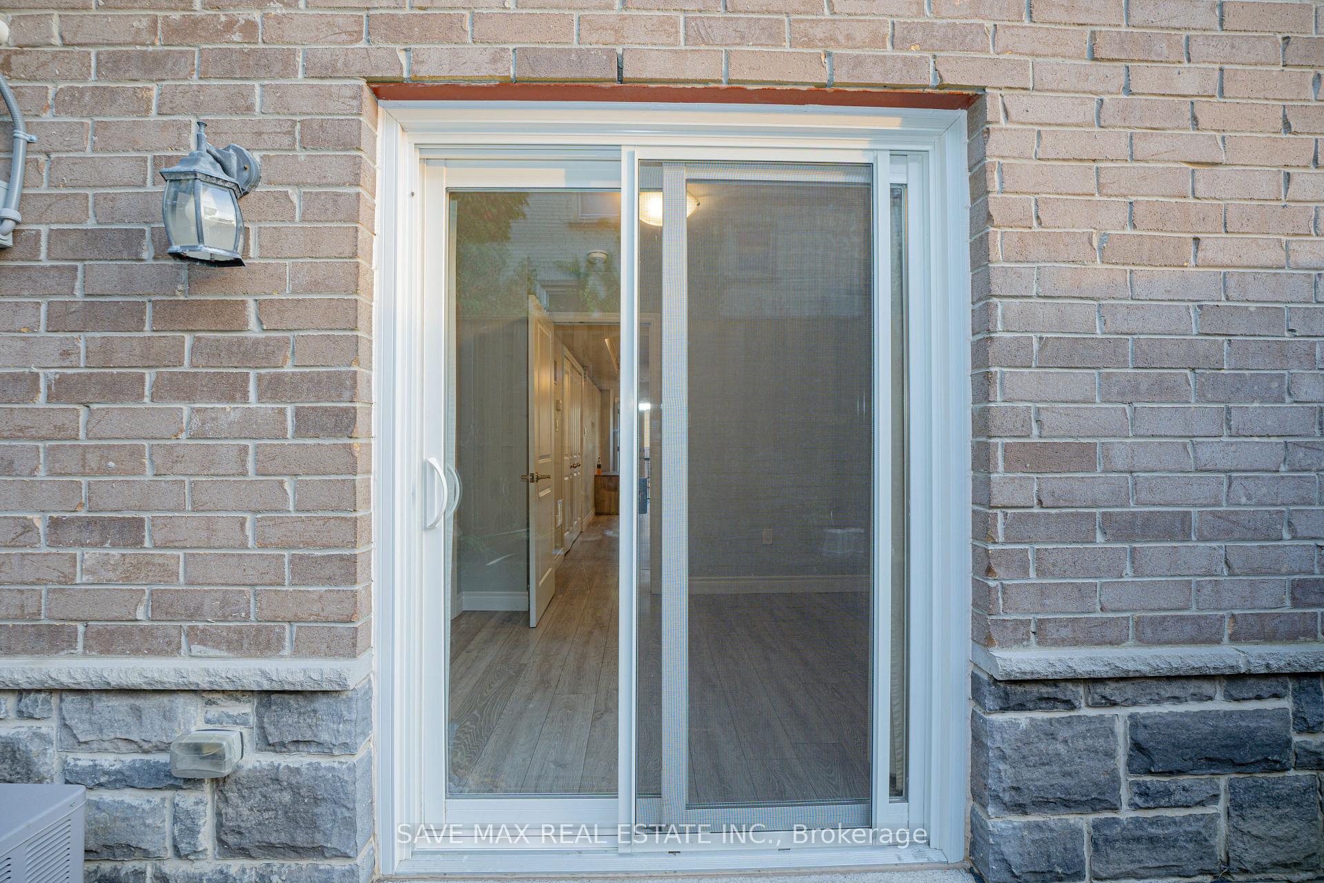 Photo 24 of Unit 3, 122 Courtland Avenue E, Kitchener — HOMEH
