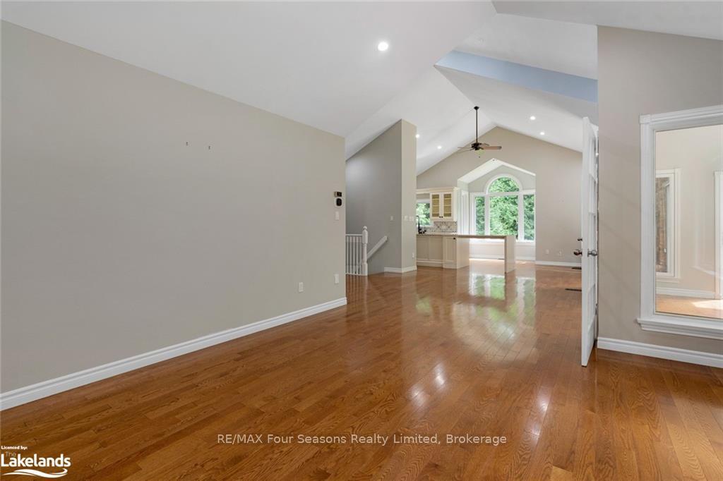 Photo 14 of 7277 36 37 Nottawasaga Sr, Clearview, Rural Clearview — HOMEH
