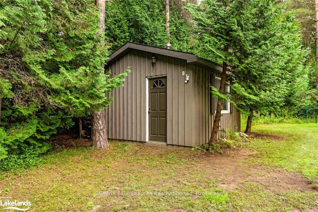 Photo 36 of 7277 36 37 Nottawasaga Sr, Clearview, Rural Clearview — HOMEH