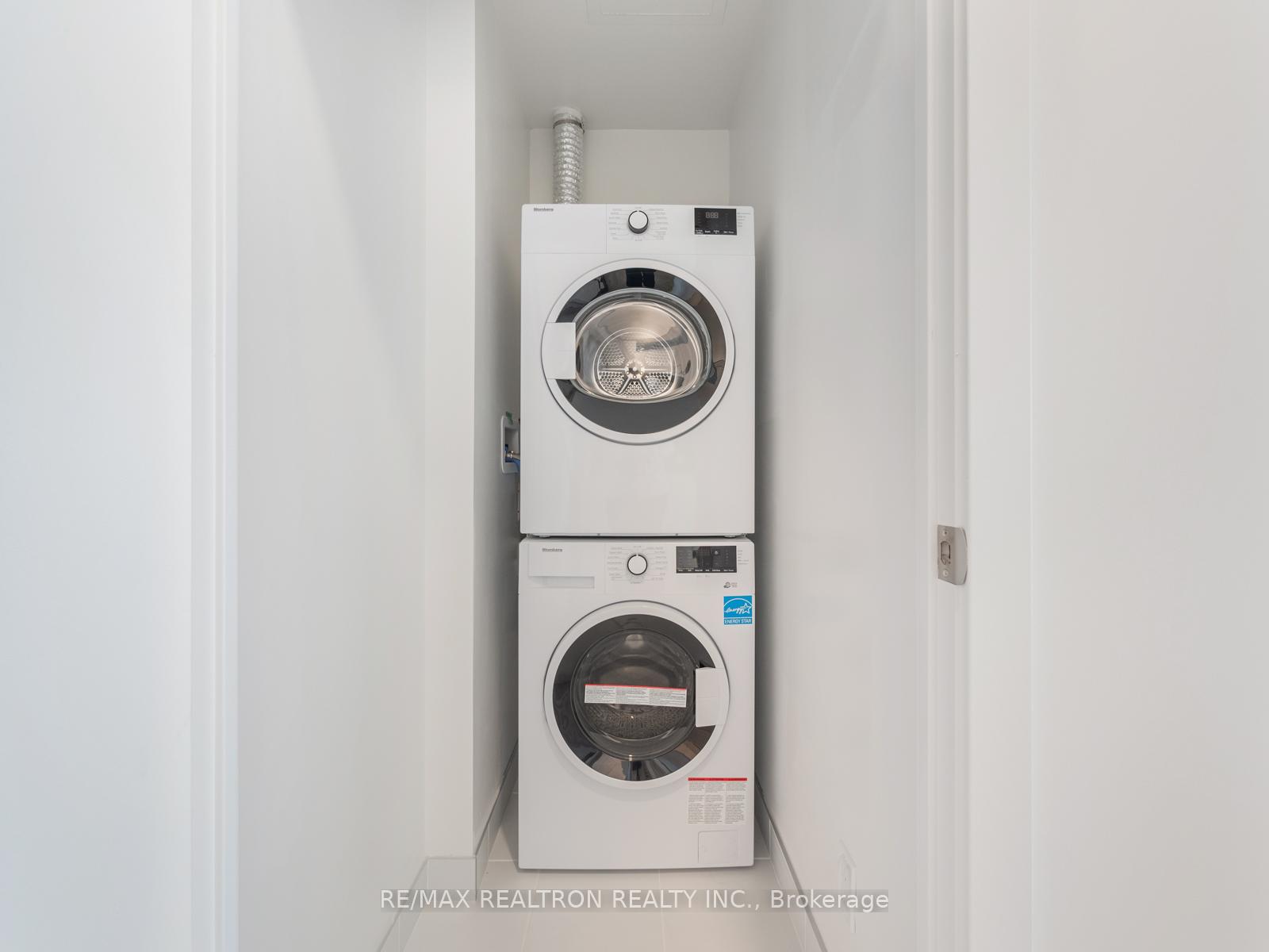 Photo 16 of Unit 2503, 30 Upper Mall Way, Vaughan, Brownridge — HOMEH
