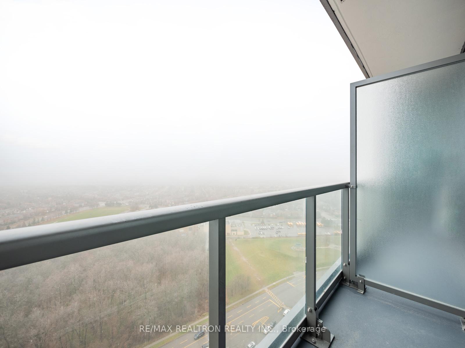 Photo 13 of Unit 2503, 30 Upper Mall Way, Vaughan, Brownridge — HOMEH