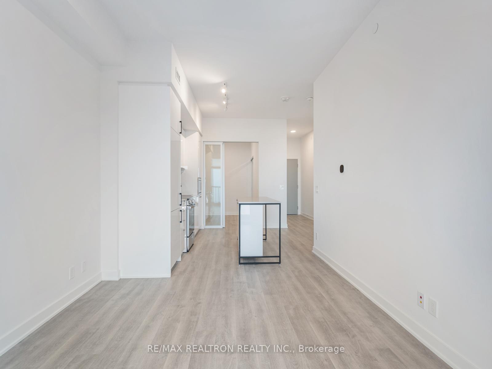 Photo 29 of Unit 2503, 30 Upper Mall Way, Vaughan, Brownridge — HOMEH