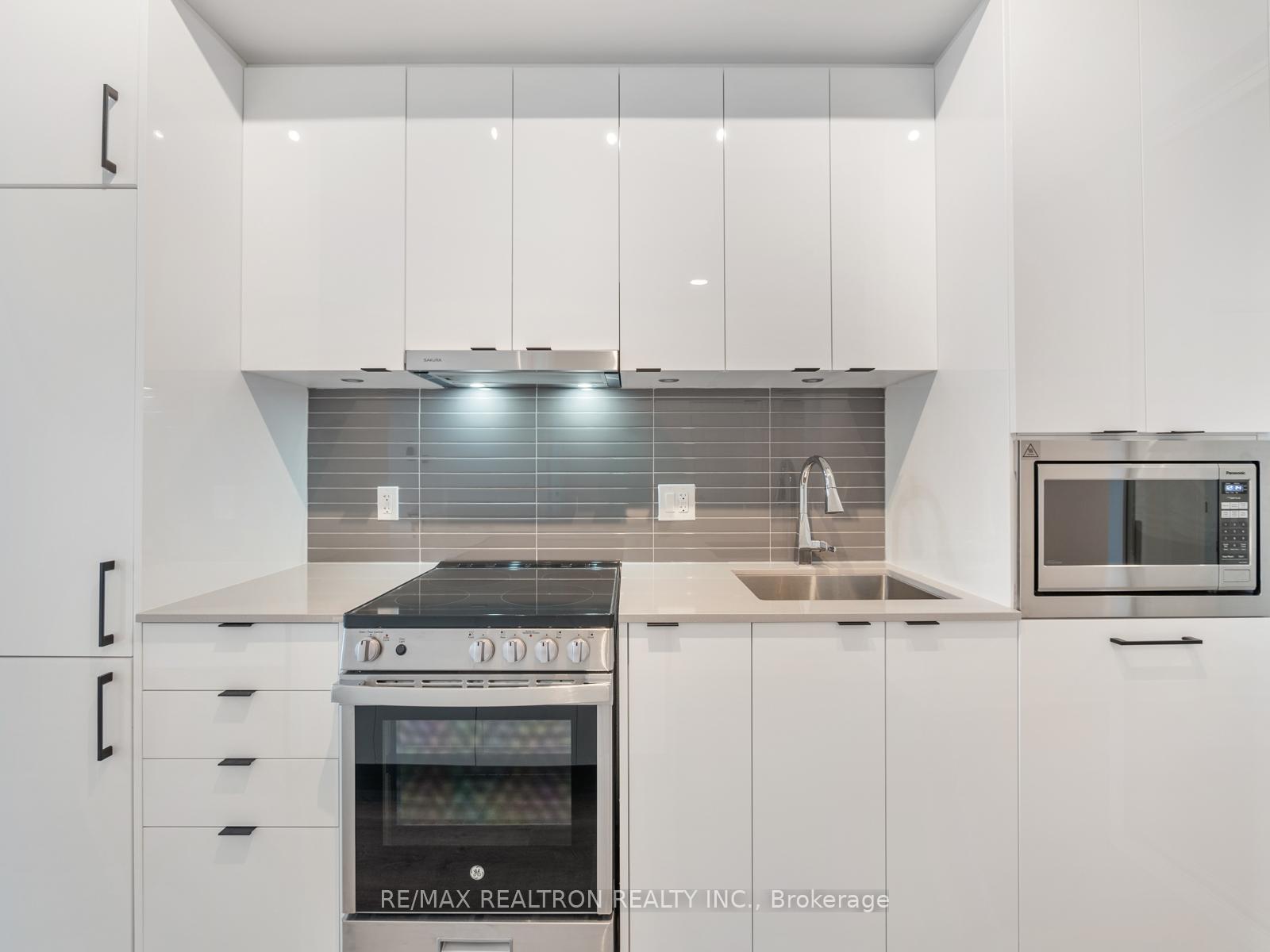 Photo 21 of Unit 2503, 30 Upper Mall Way, Vaughan, Brownridge — HOMEH