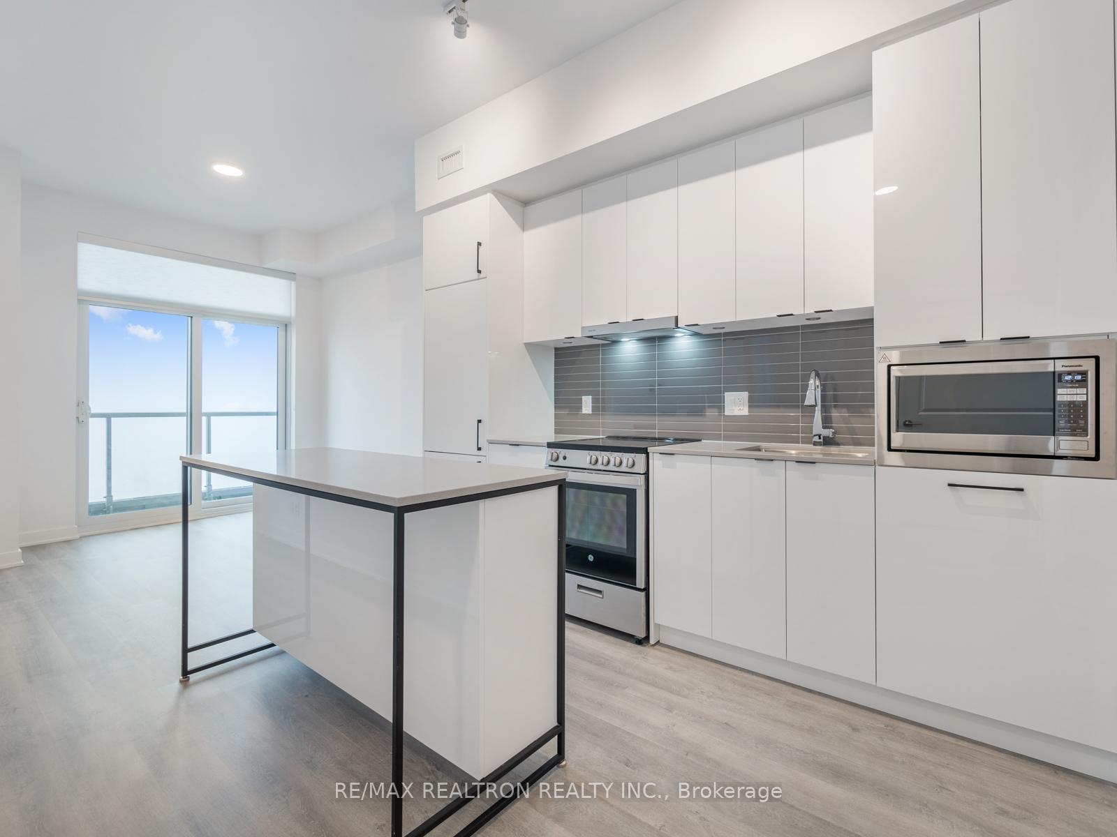 Photo 36 of Unit 2503, 30 Upper Mall Way, Vaughan, Brownridge — HOMEH