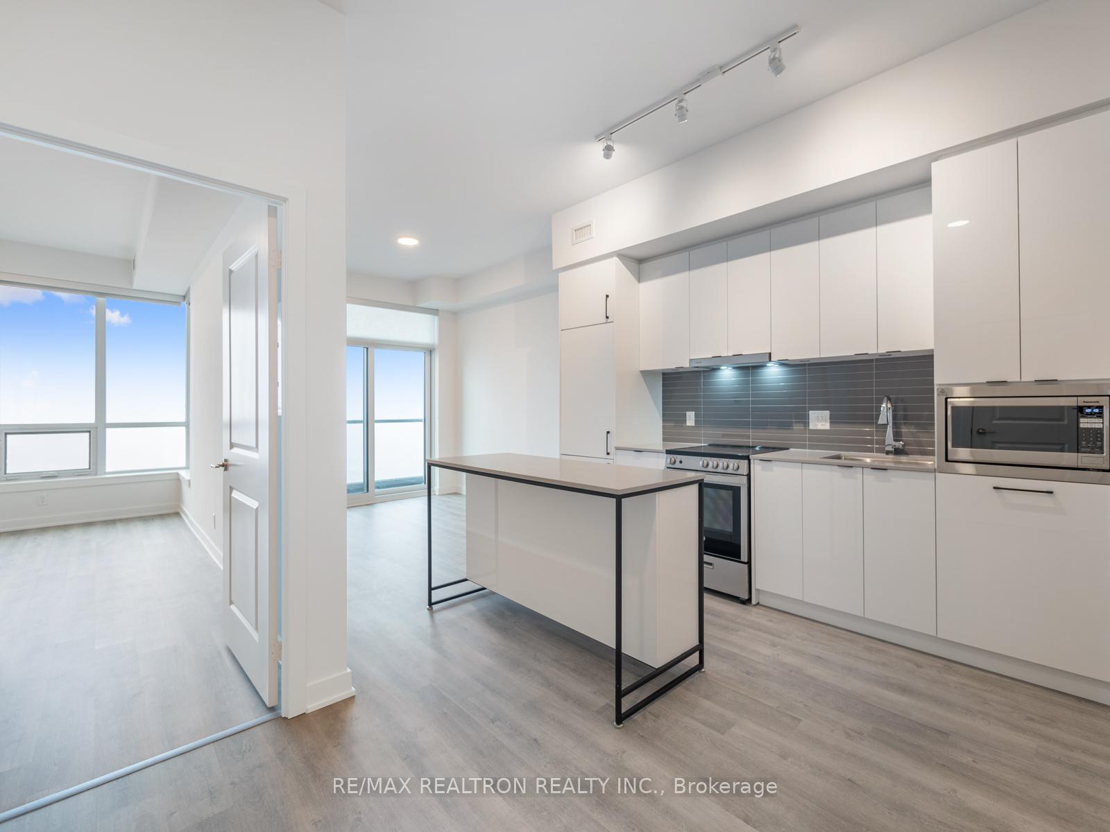 Photo 26 of Unit 2503, 30 Upper Mall Way, Vaughan, Brownridge — HOMEH