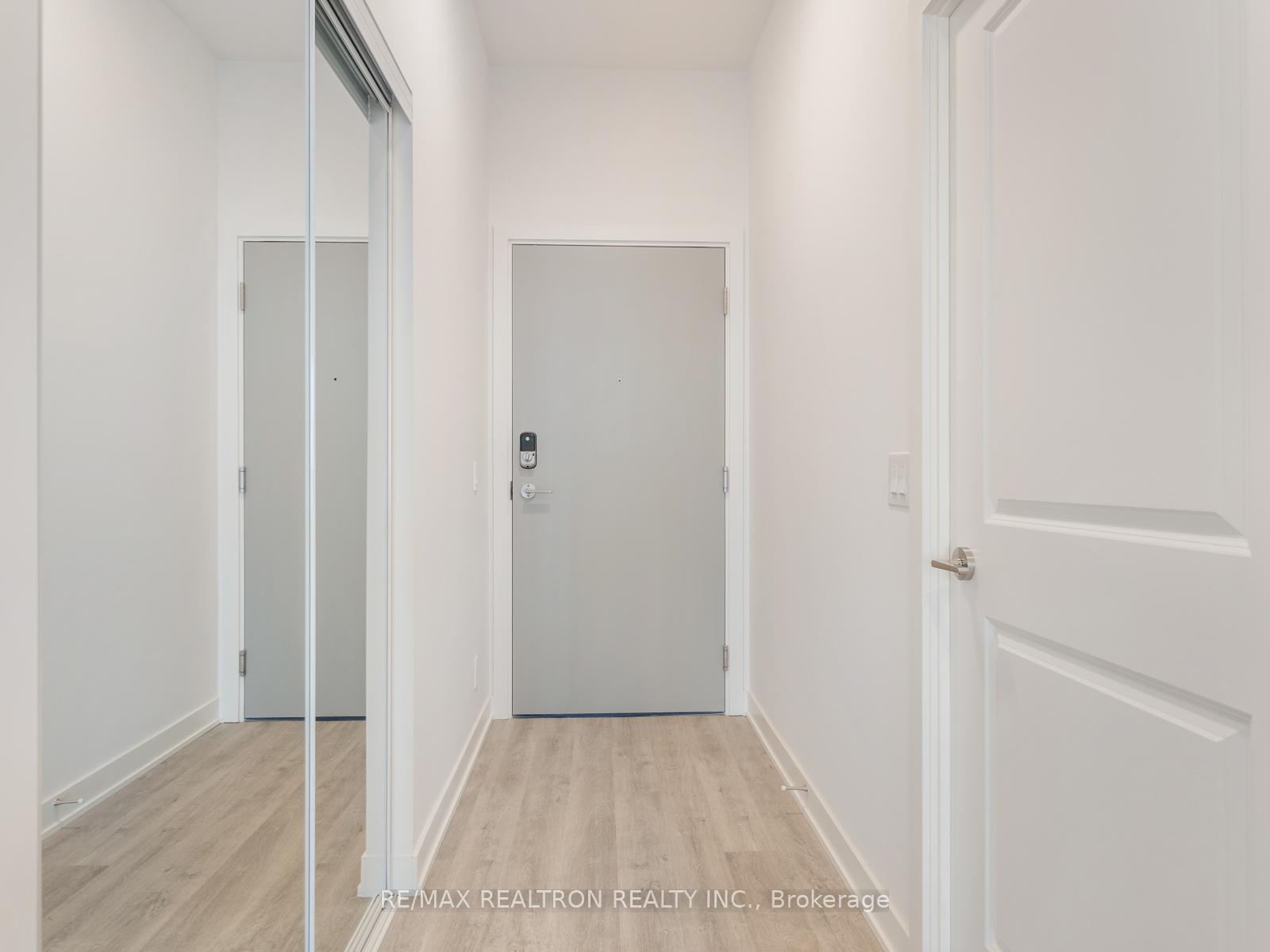Photo 33 of Unit 2503, 30 Upper Mall Way, Vaughan, Brownridge — HOMEH
