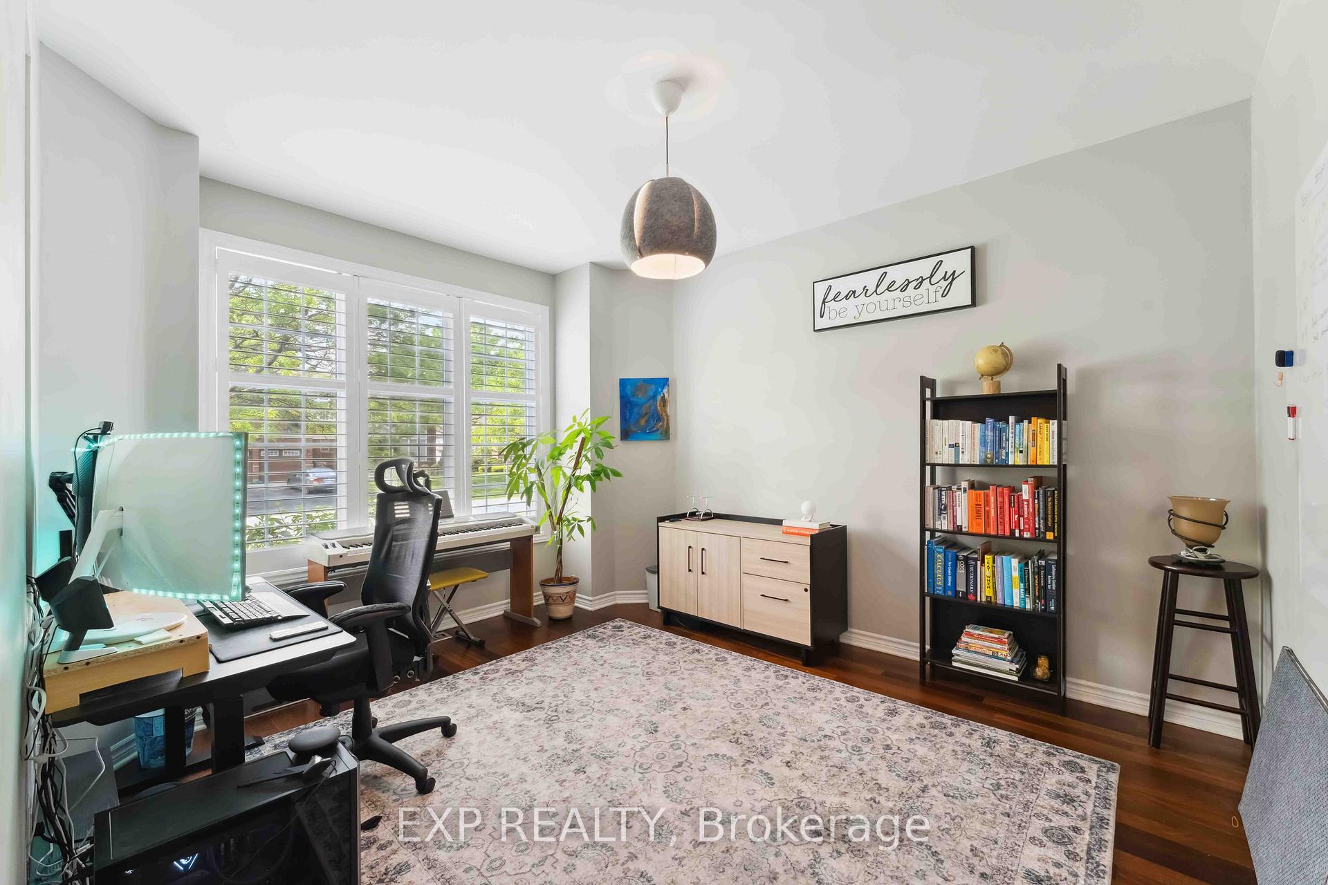 Photo 11 of 6925 Mary Anne Drive, Ottawa, Greely — HOMEH