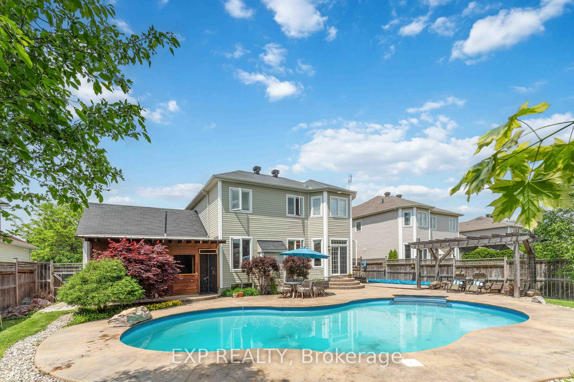 Photo 28 of 6925 Mary Anne Drive, Ottawa, Greely — HOMEH