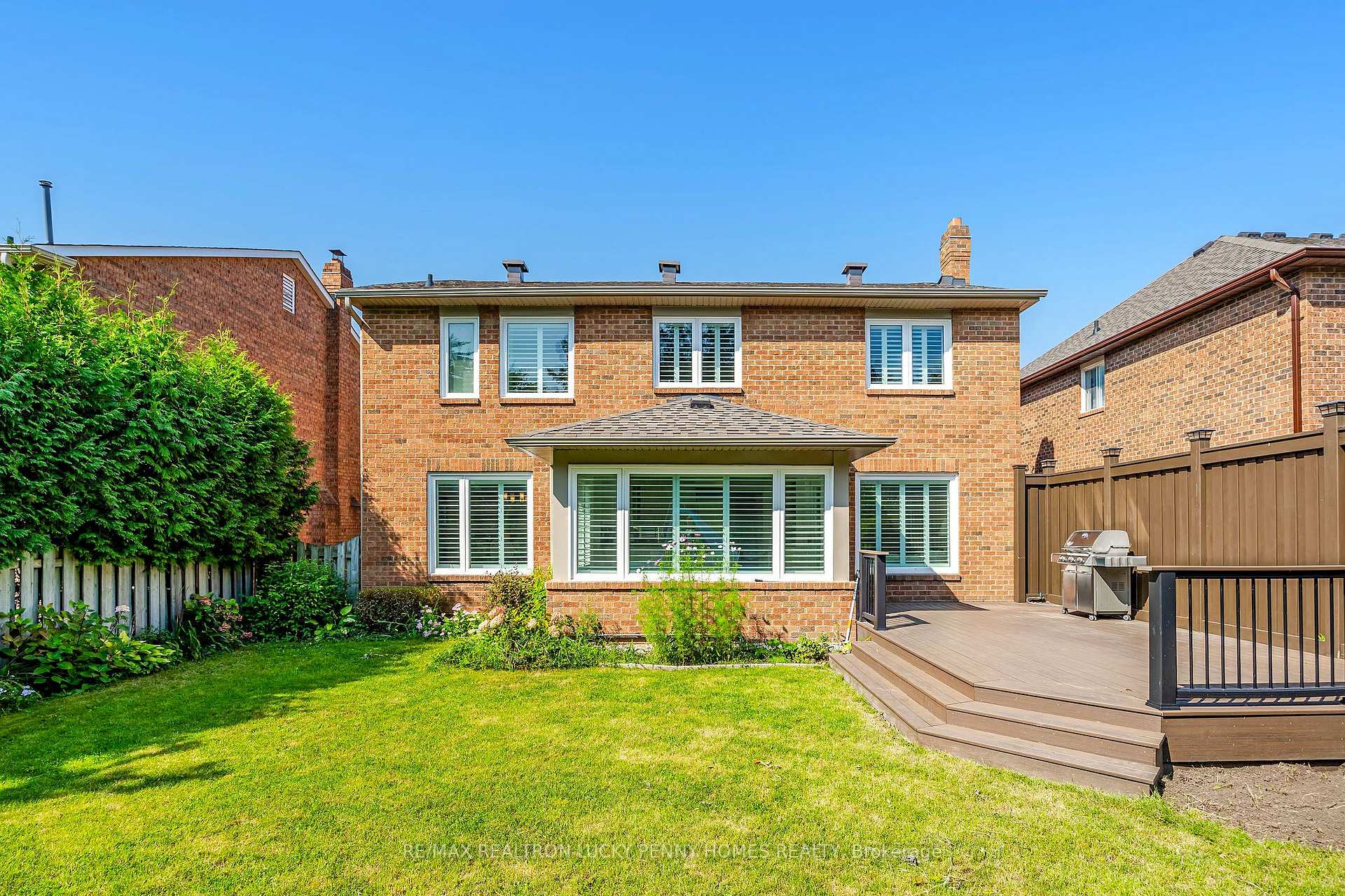 Photo 30 of 126 Aitken Circle, Markham, Unionville — HOMEH