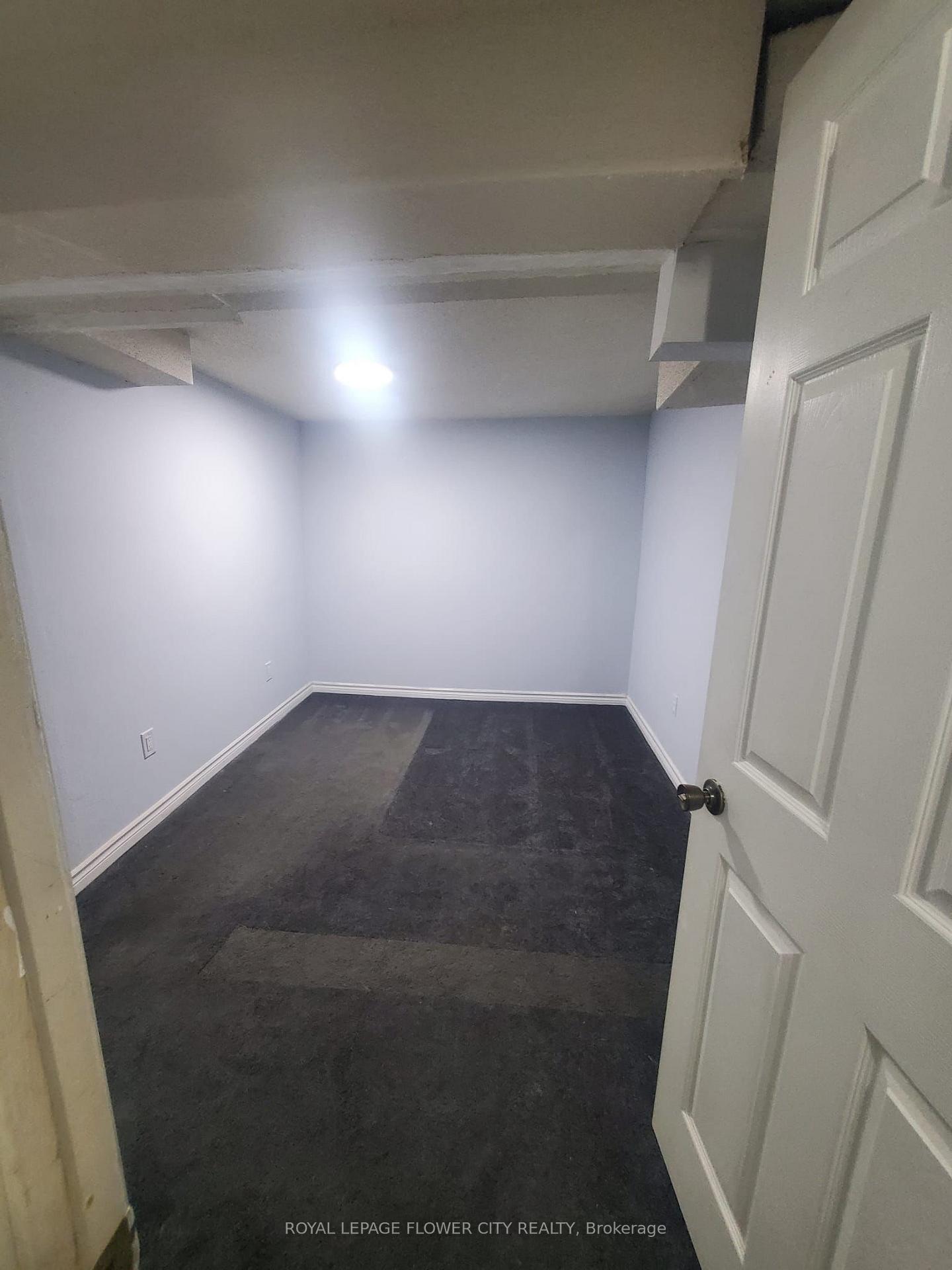 Photo 3 of Unit basemnt, 70 Teddington Crescent, Whitby, Pringle Creek — HOMEH