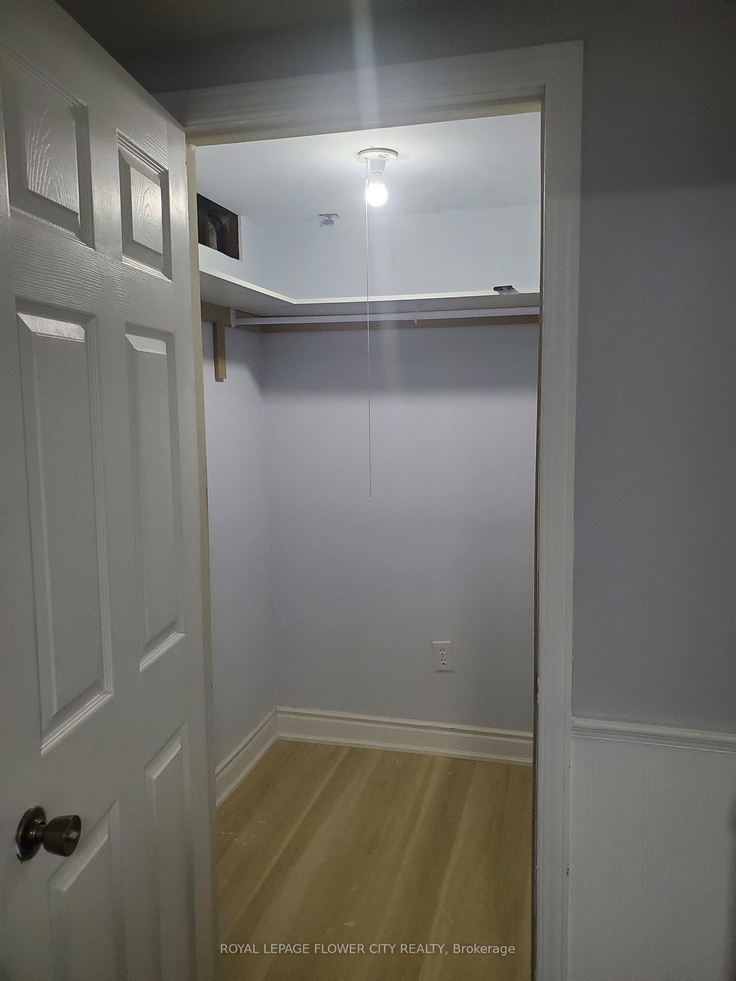 Photo 6 of Unit basemnt, 70 Teddington Crescent, Whitby, Pringle Creek — HOMEH