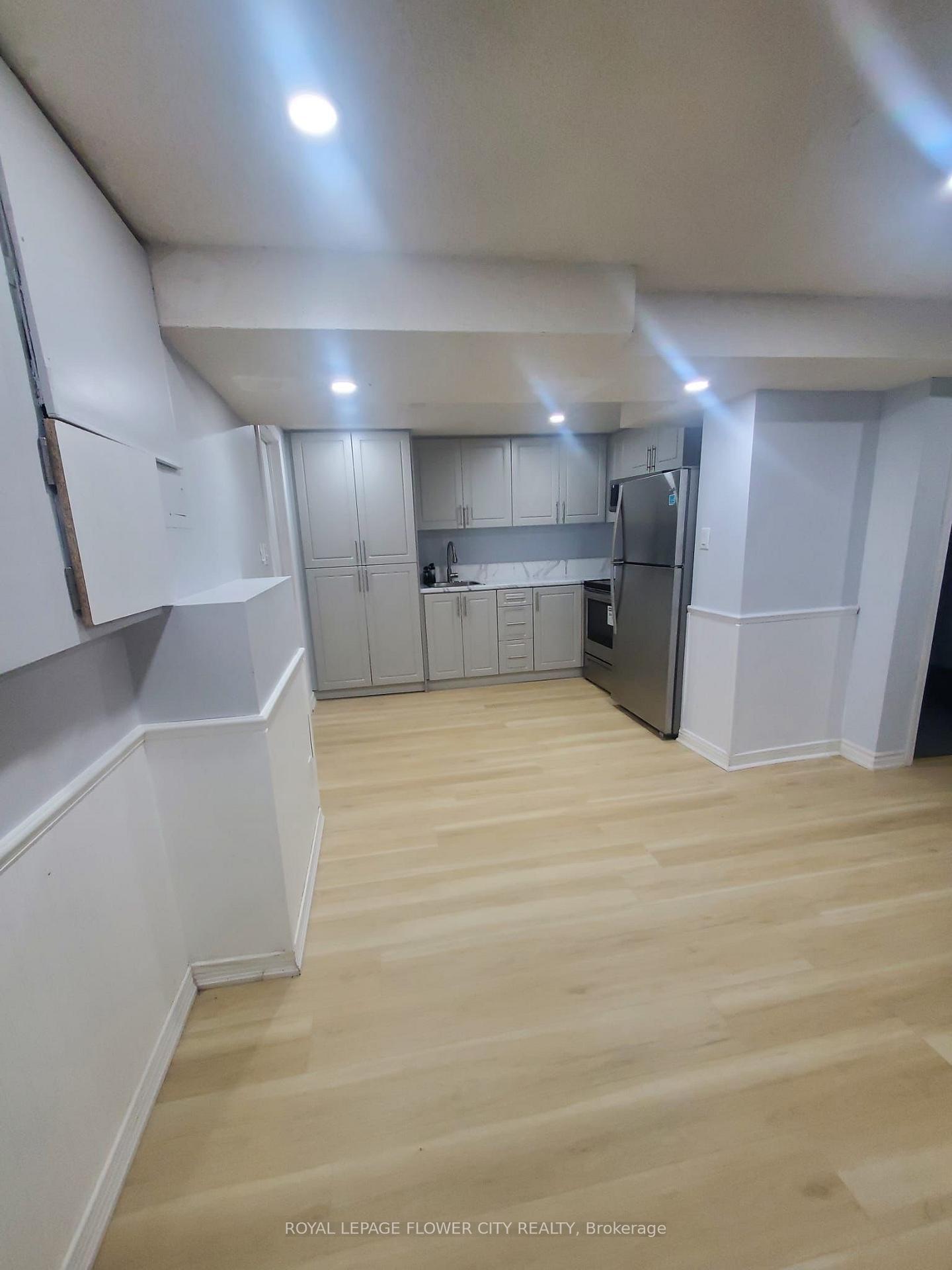 Photo 8 of Unit basemnt, 70 Teddington Crescent, Whitby, Pringle Creek — HOMEH