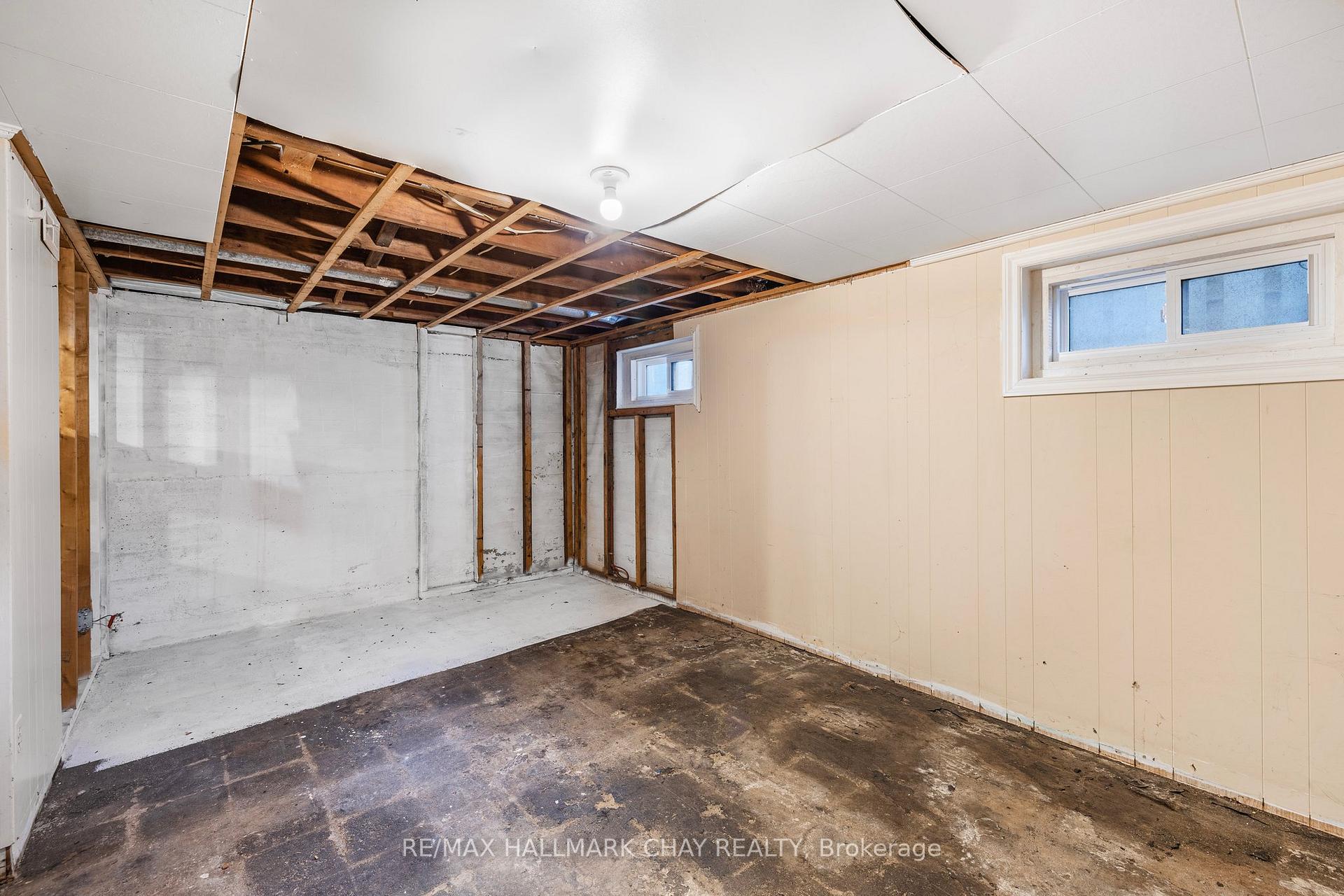 Photo 14 of 398 Hannah Street, Midland — HOMEH