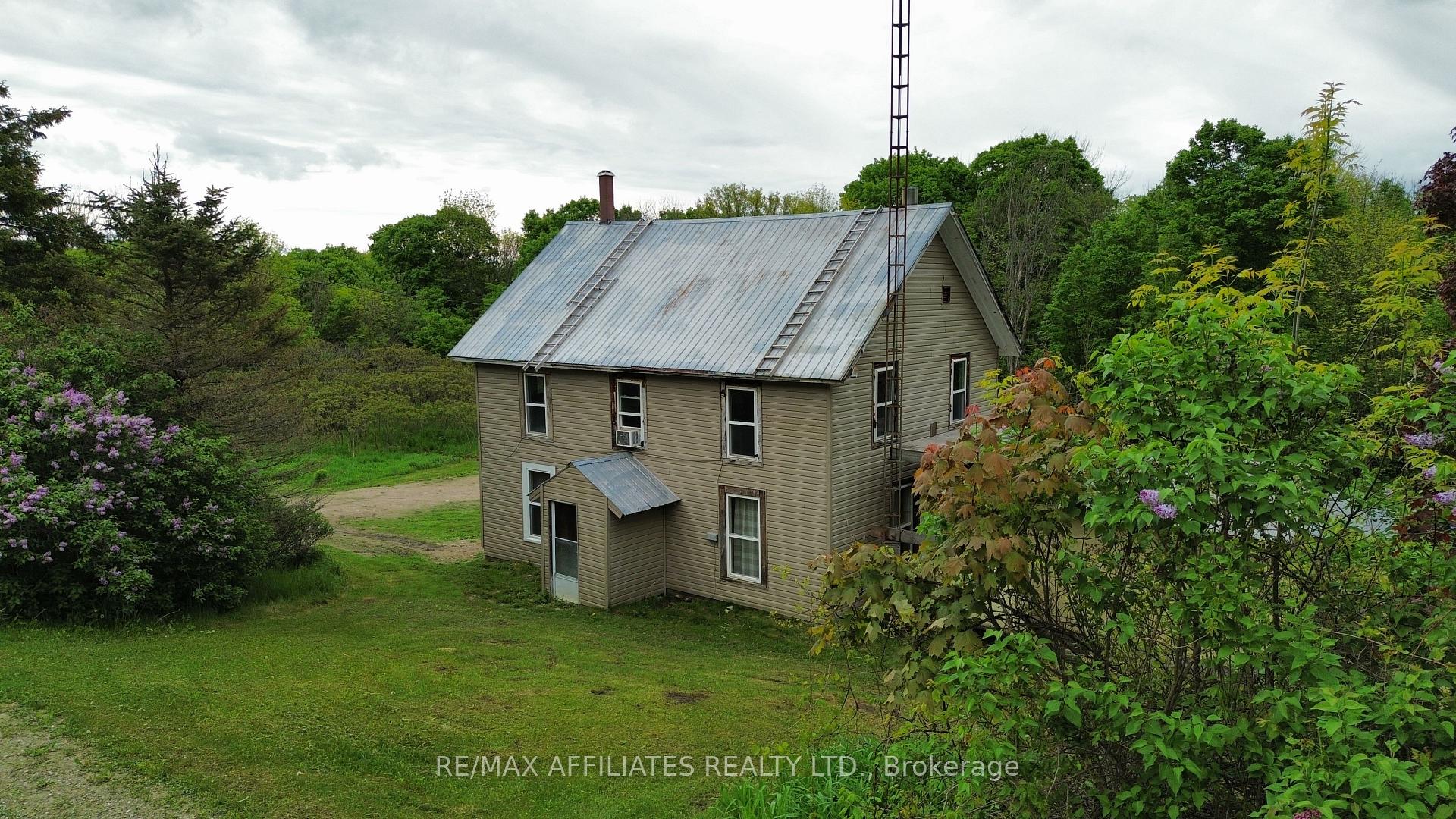 Photo 5 of 1505 Elm Tree Road, Frontenac, Frontenac Centre — HOMEH