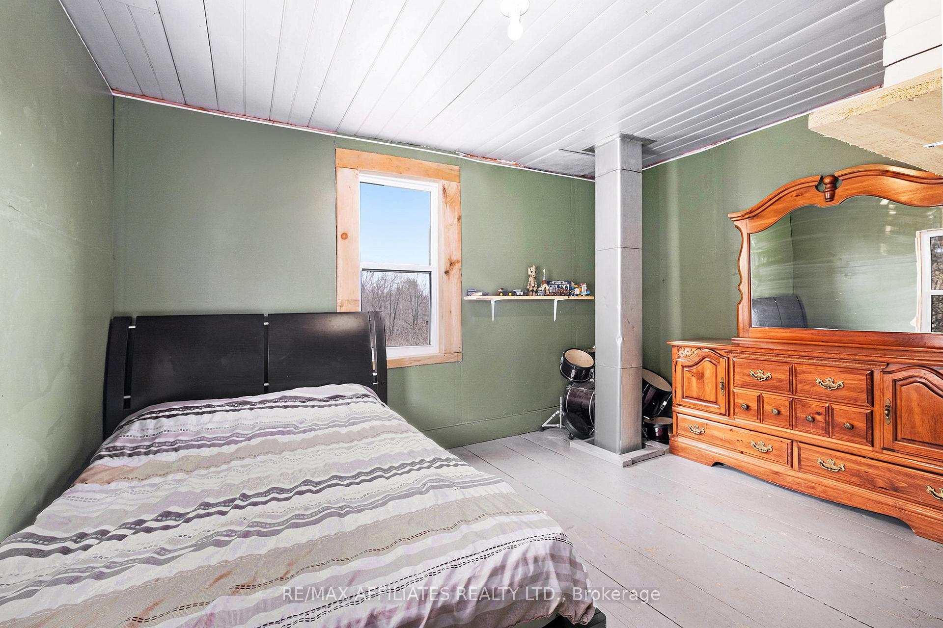 Photo 14 of 1505 Elm Tree Road, Frontenac, Frontenac Centre — HOMEH