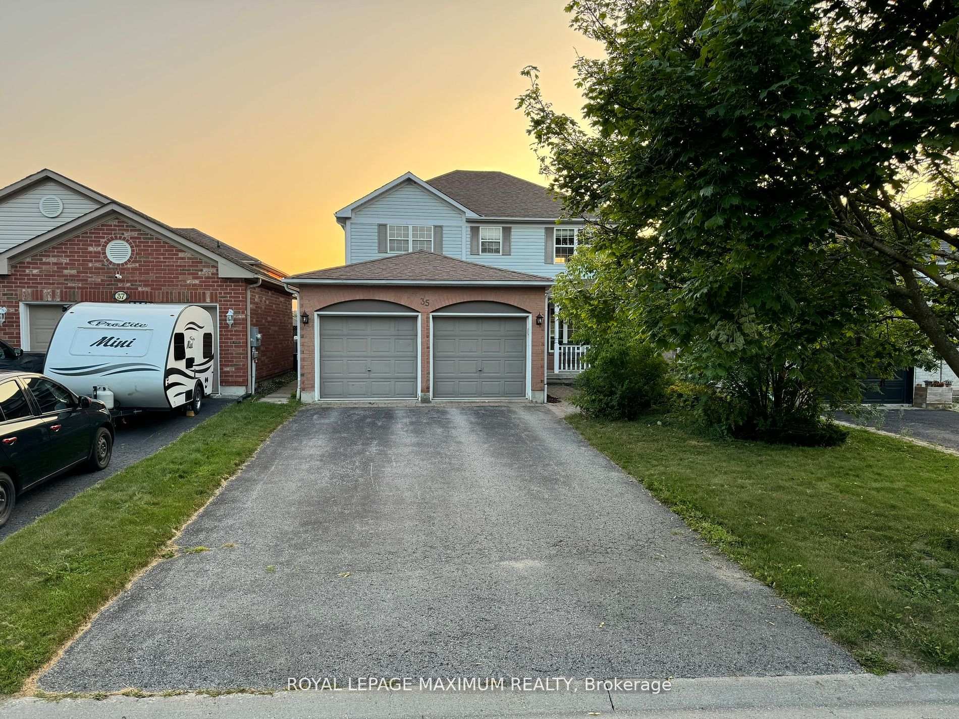 Front of 35 Draper Crescent