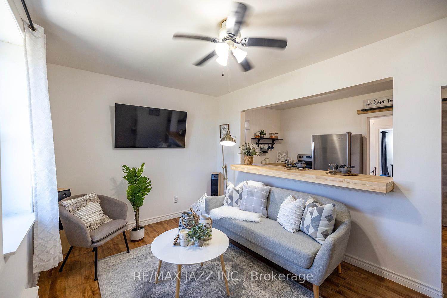 Photo 3 of Unit 4, 2 Boulton Street, Clarington, Rural Clarington — HOMEH