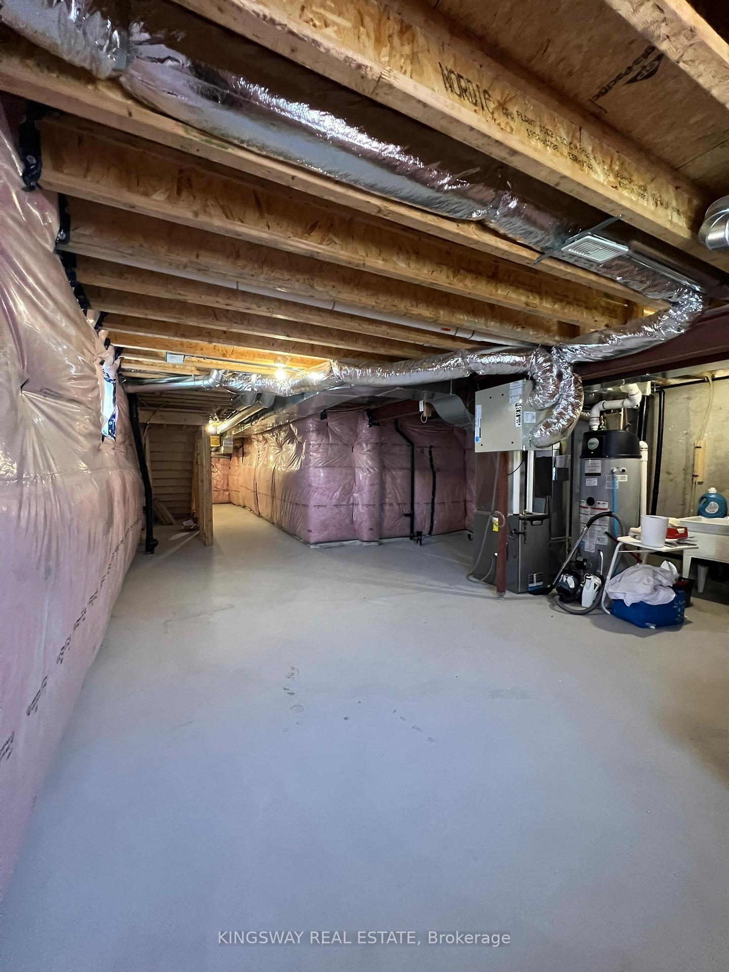 Photo 23 of 255 Atkinson Street, Clearview, Stayner — HOMEH