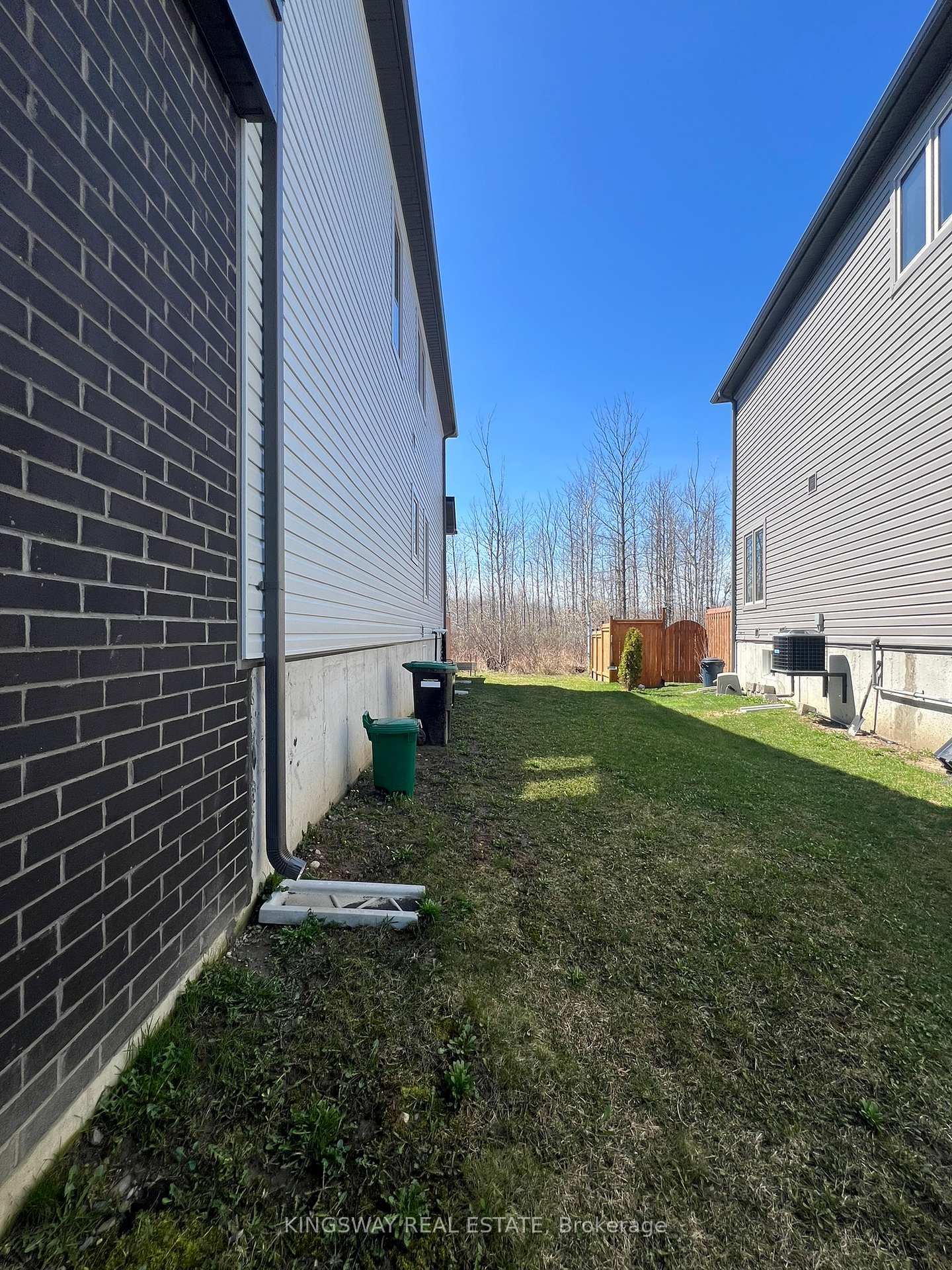 Photo 29 of 255 Atkinson Street, Clearview, Stayner — HOMEH