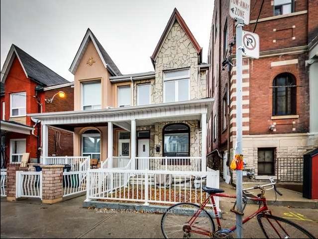Front of Unit Lower, 809 Dovercourt Road