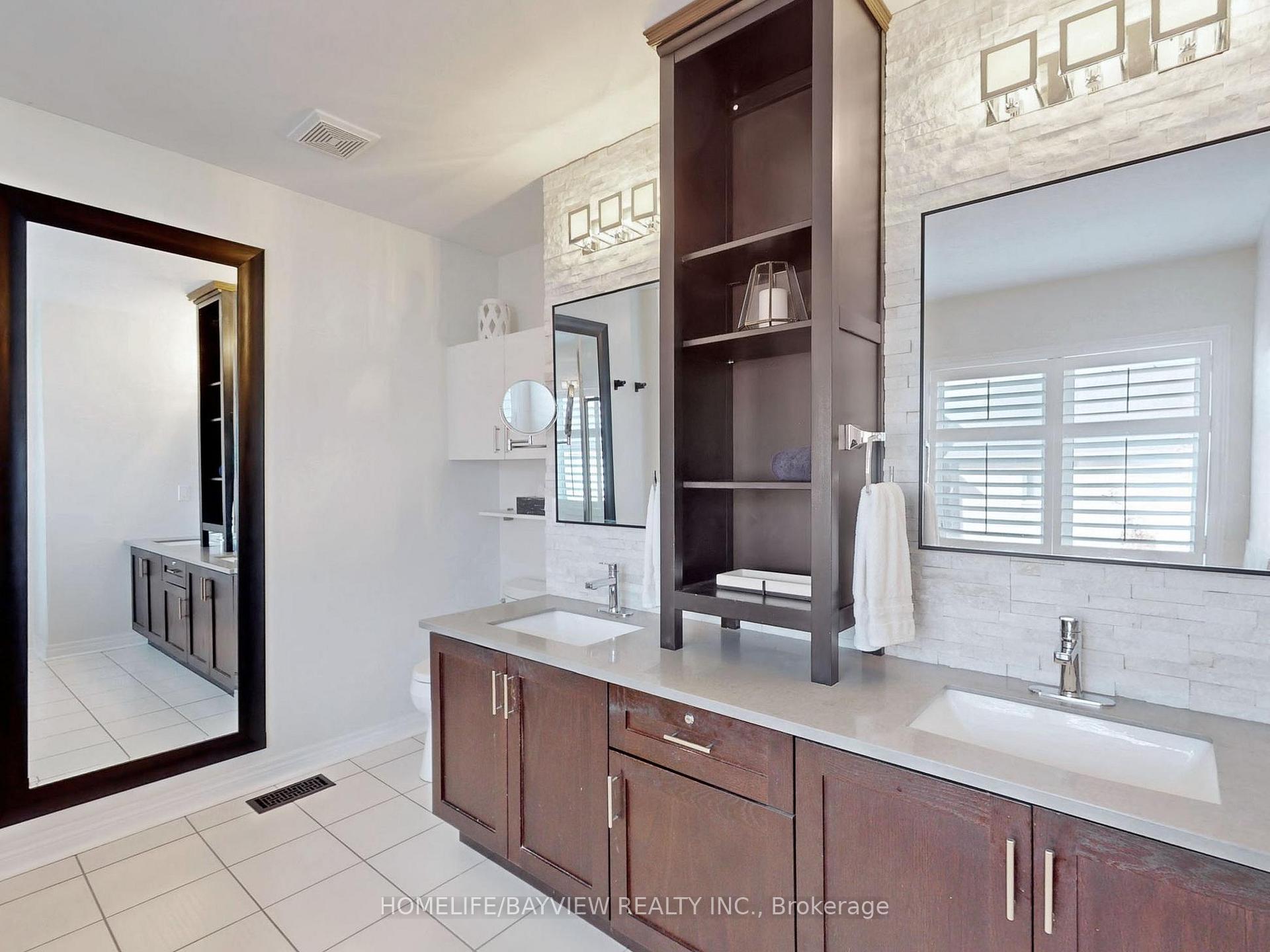Photo 16 of 21 Pelister Drive, Markham, Greensborough — HOMEH