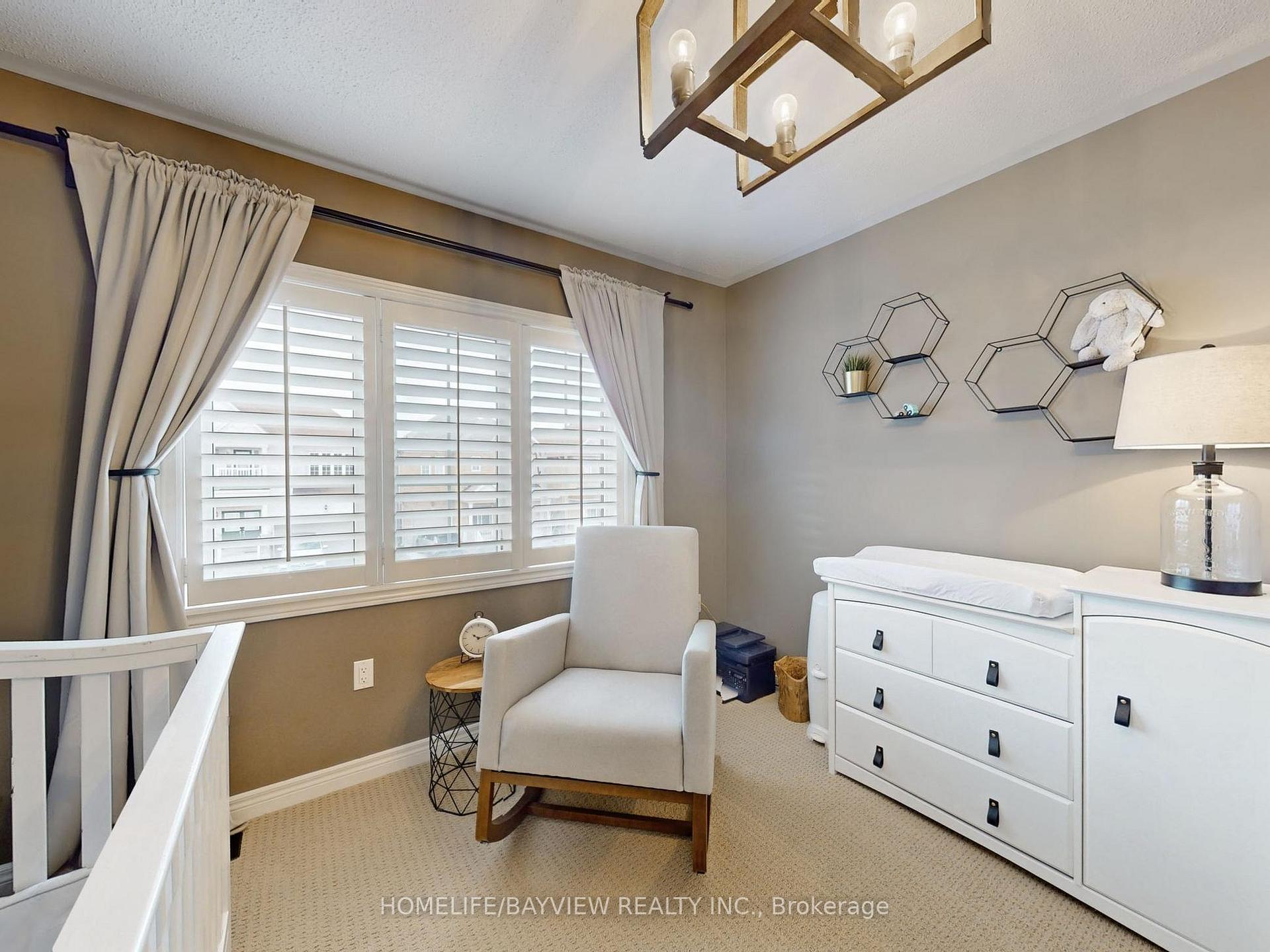 Photo 22 of 21 Pelister Drive, Markham, Greensborough — HOMEH