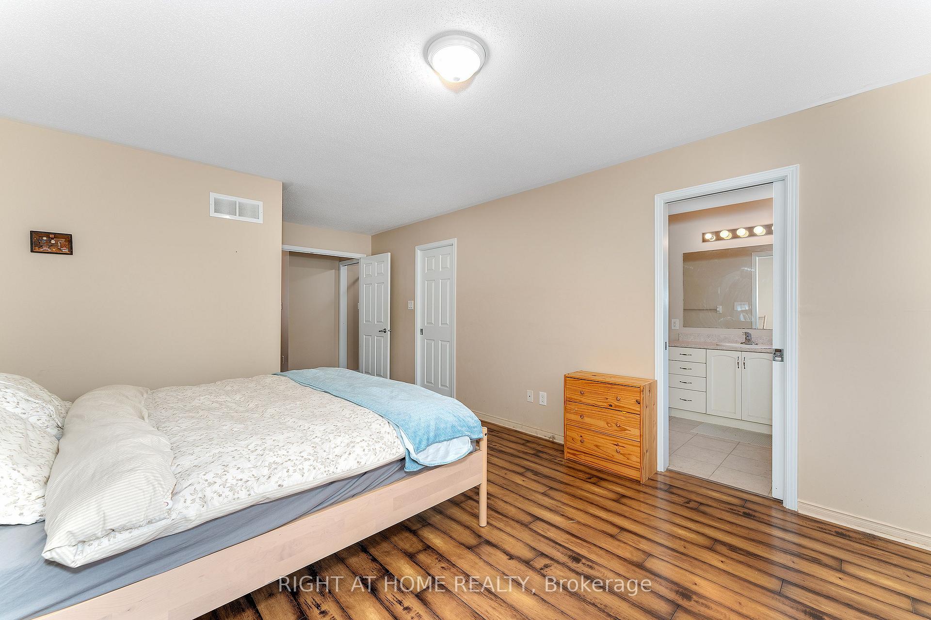 Photo 20 of 549 Ashbourne Crescent, Ottawa, Barrhaven - Stonebridge — HOMEH