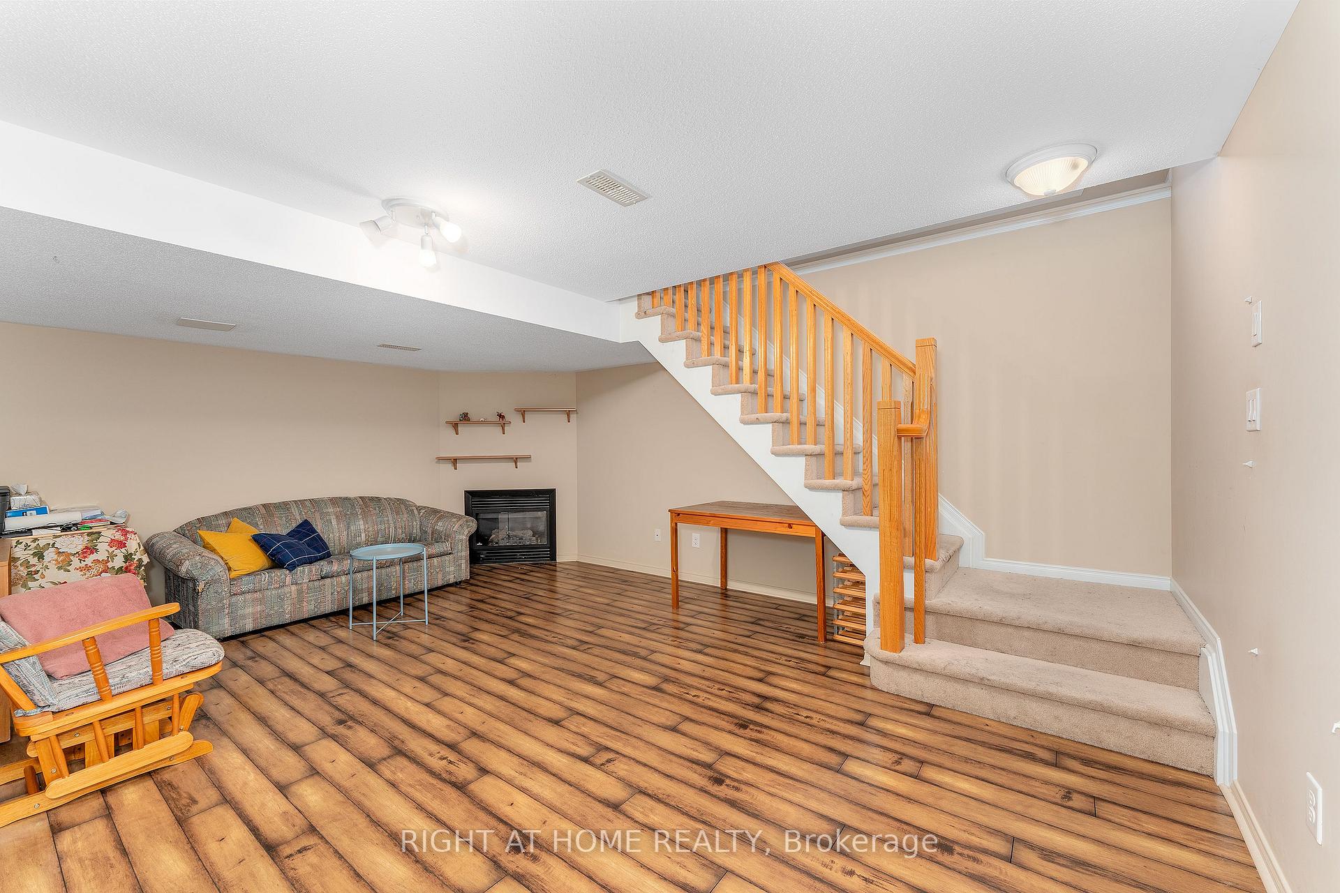 Photo 31 of 549 Ashbourne Crescent, Ottawa, Barrhaven - Stonebridge — HOMEH