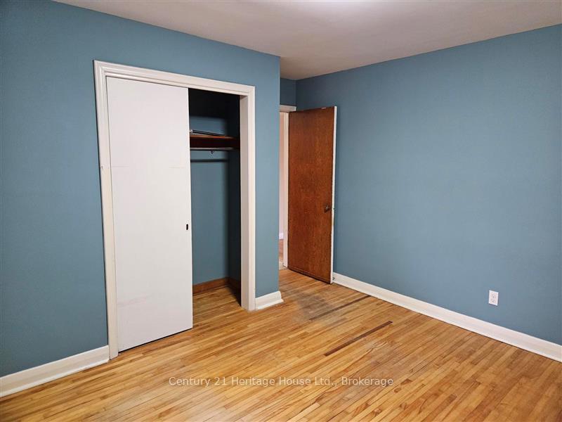 Photo 4 of 239 Hemlock Street, Waterloo — HOMEH