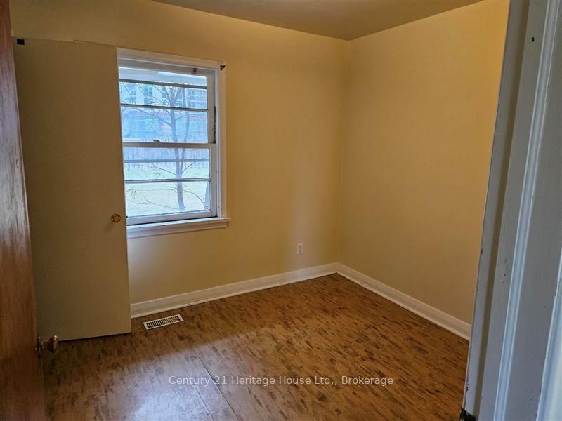 Photo 16 of 239 Hemlock Street, Waterloo — HOMEH