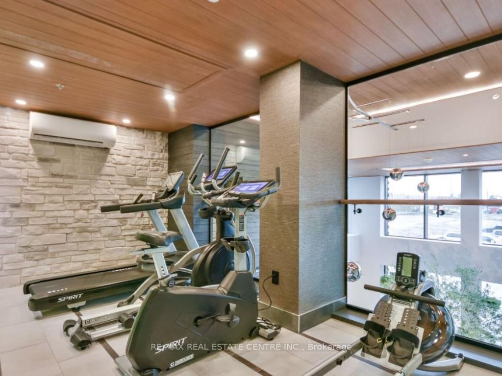 Photo 10 of Unit 304, 15 Kneeshaw Drive, Barrie, Painswick South — HOMEH