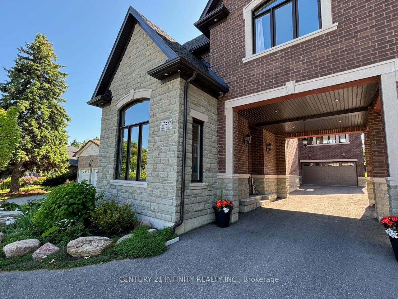 Front of 540 Oakwood Drive
