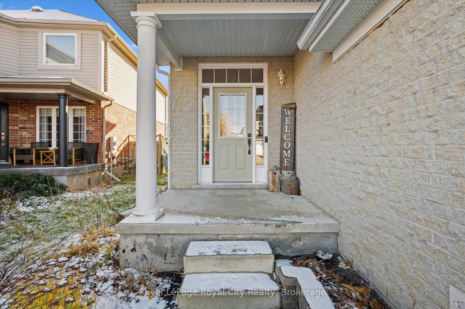 Photo 3 of 6 Berry Drive, Guelph, Kortright Hills — HOMEH