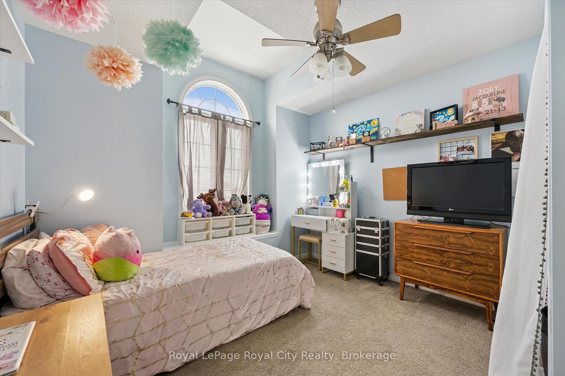 Photo 19 of 6 Berry Drive, Guelph, Kortright Hills — HOMEH