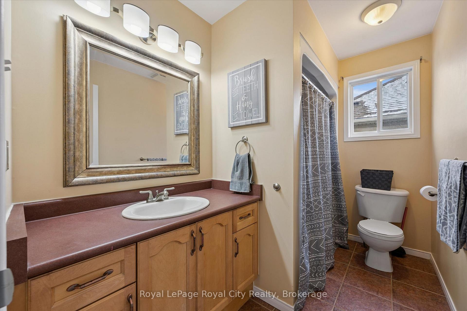 Photo 21 of 6 Berry Drive, Guelph, Kortright Hills — HOMEH