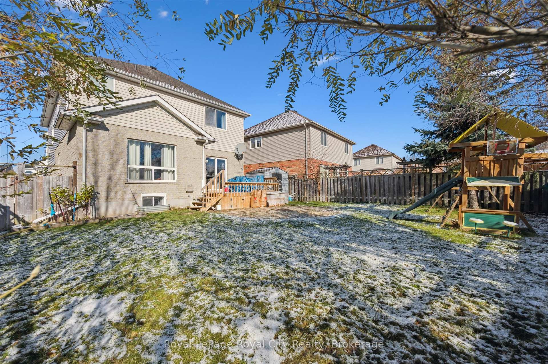 Photo 35 of 6 Berry Drive, Guelph, Kortright Hills — HOMEH