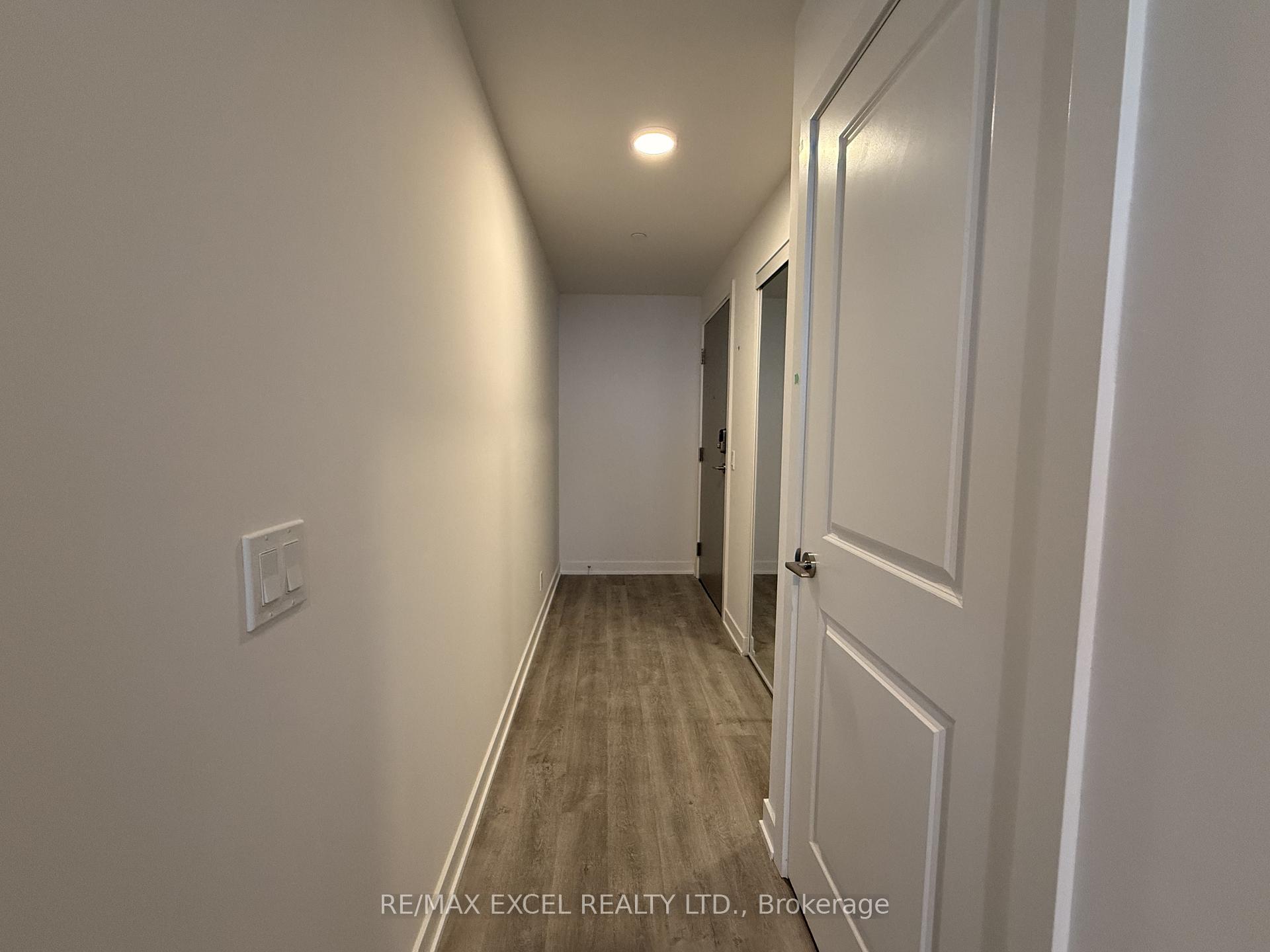 Photo 6 of Unit 2910, 30 Upper Mall Way, Vaughan, Brownridge — HOMEH
