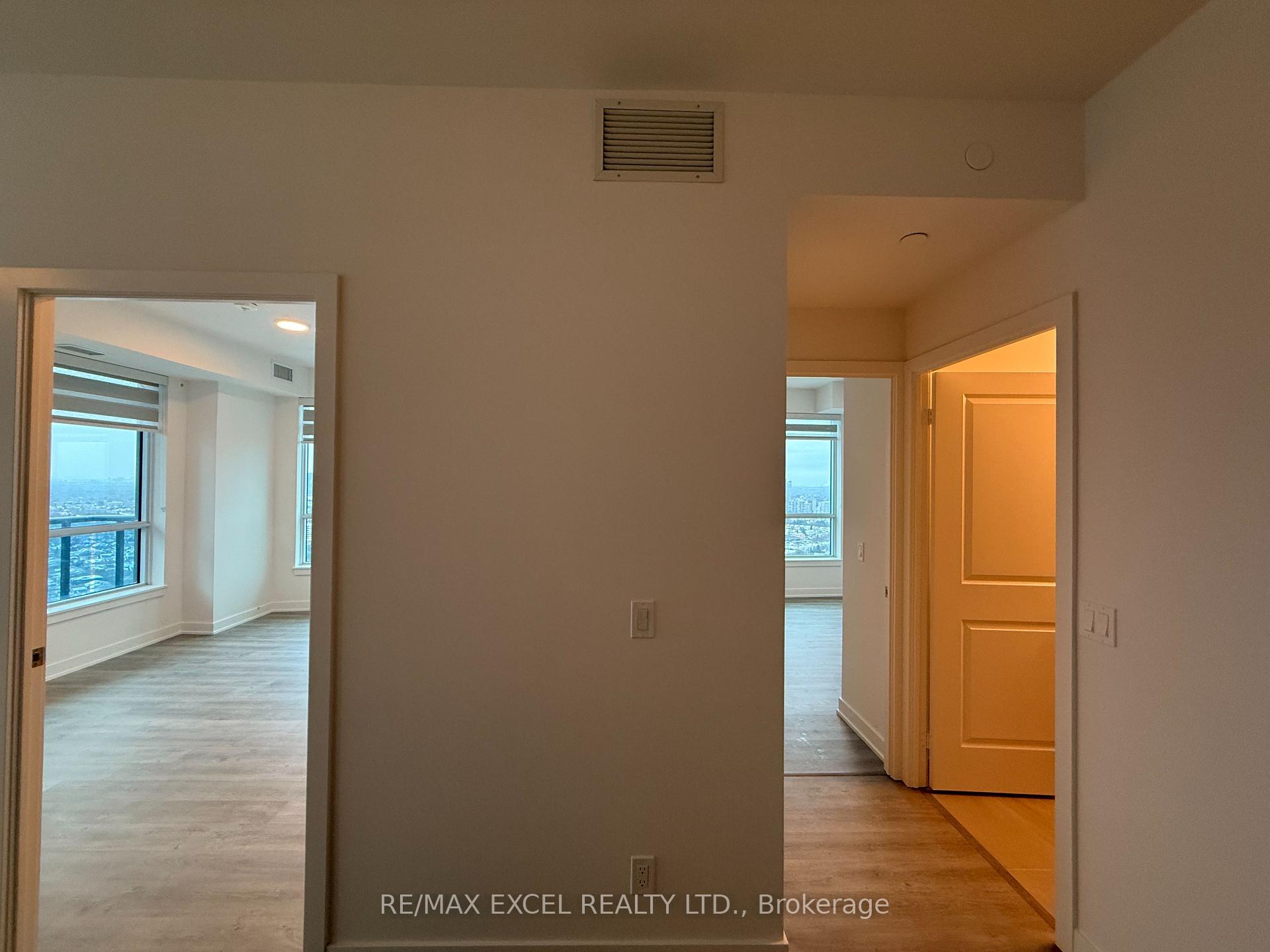 Photo 25 of Unit 2910, 30 Upper Mall Way, Vaughan, Brownridge — HOMEH