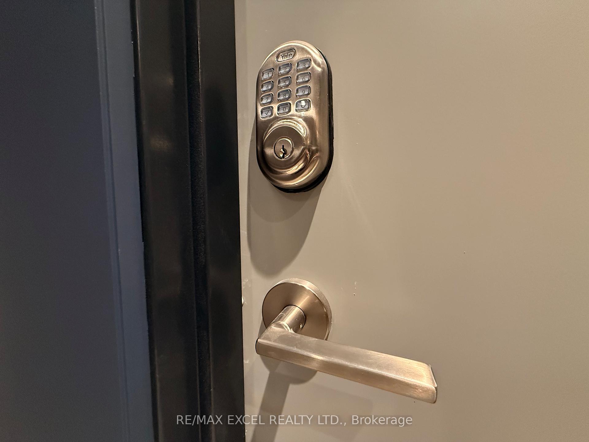 Photo 35 of Unit 2910, 30 Upper Mall Way, Vaughan, Brownridge — HOMEH