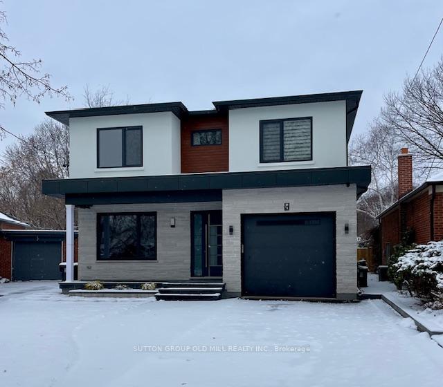 Front of 16 Westleigh Crescent